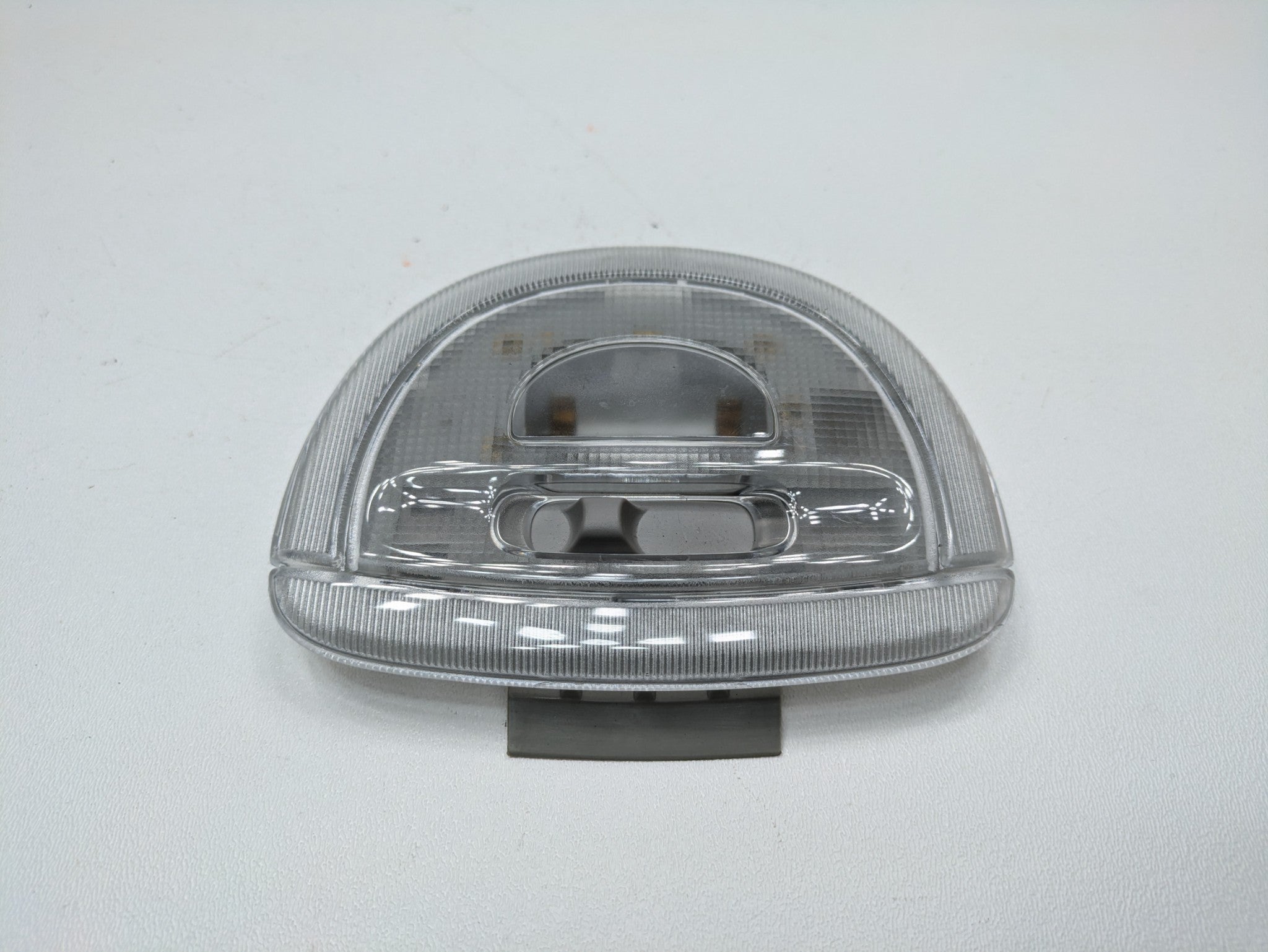 03 - 06 OEM LINCOLN NAVIGATOR REAR OVERHEAD UPPER ROOF INTERIOR LIGHT ASSEMBLY
