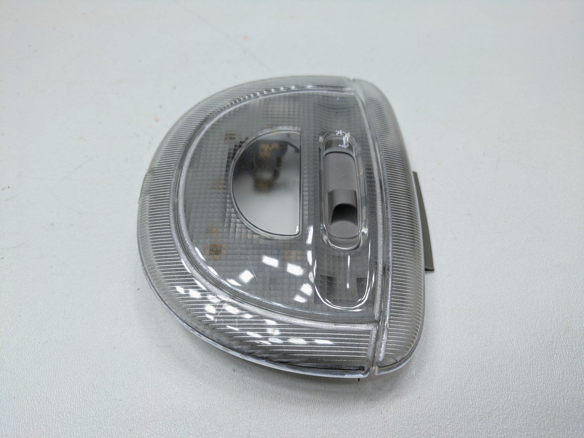 03 - 06 OEM LINCOLN NAVIGATOR REAR OVERHEAD UPPER ROOF INTERIOR LIGHT ASSEMBLY