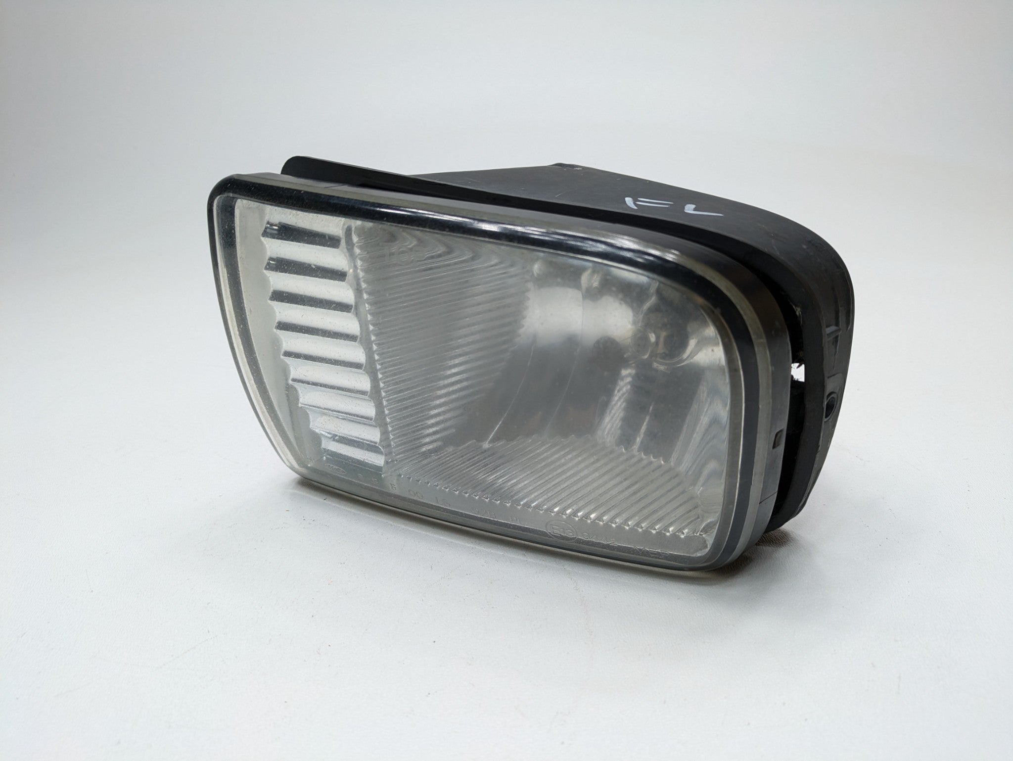 03 - 06 OEM LINCOLN NAVIGATOR FRONT LEFT DRIVER SIDE BUMPER MOUNTED FOG LIGHT