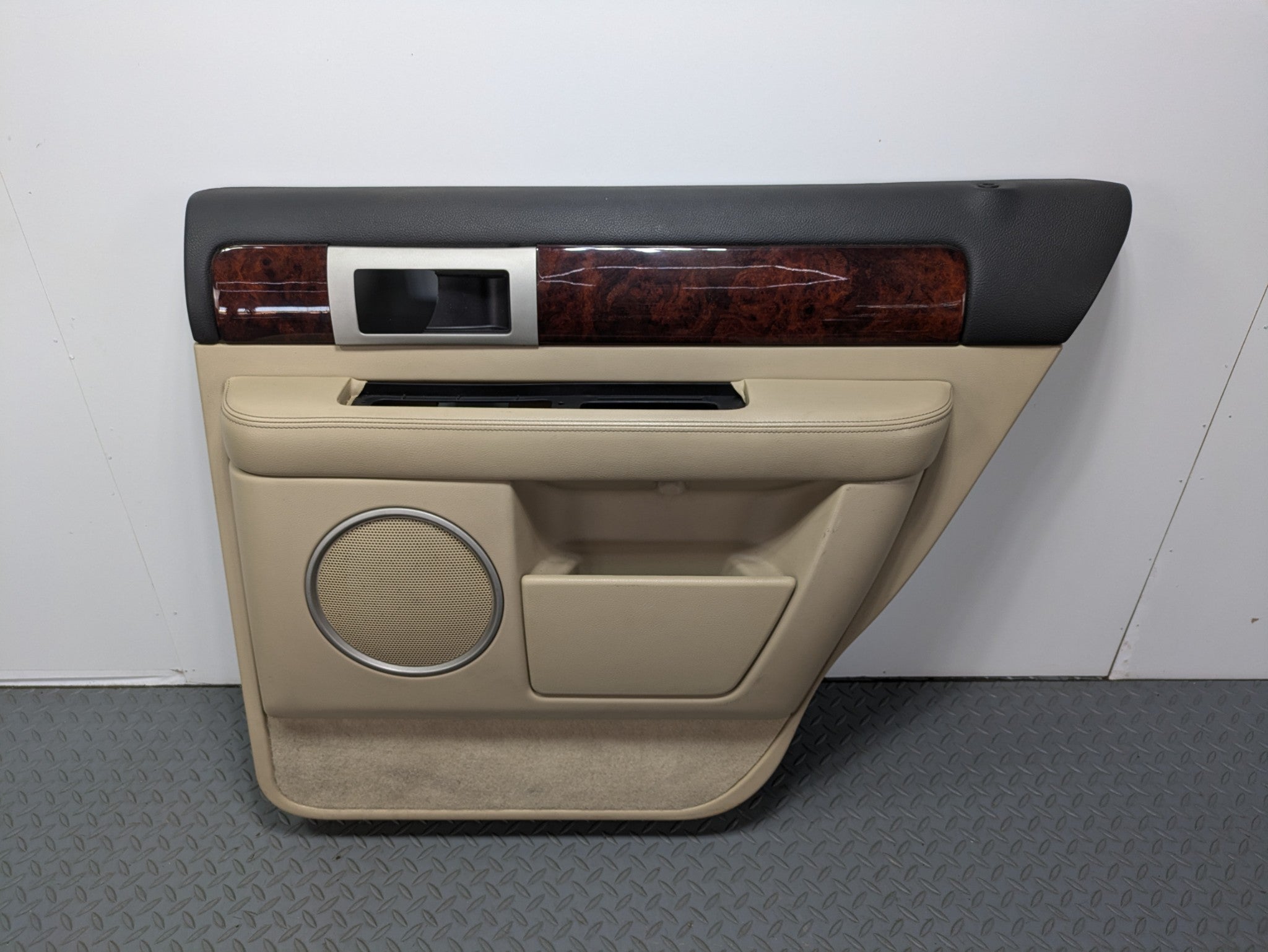 03 - 06 OEM LINCOLN NAVIGATOR REAR RIGHT PASSENGER SIDE INTERIOR DOOR TRIM PANEL