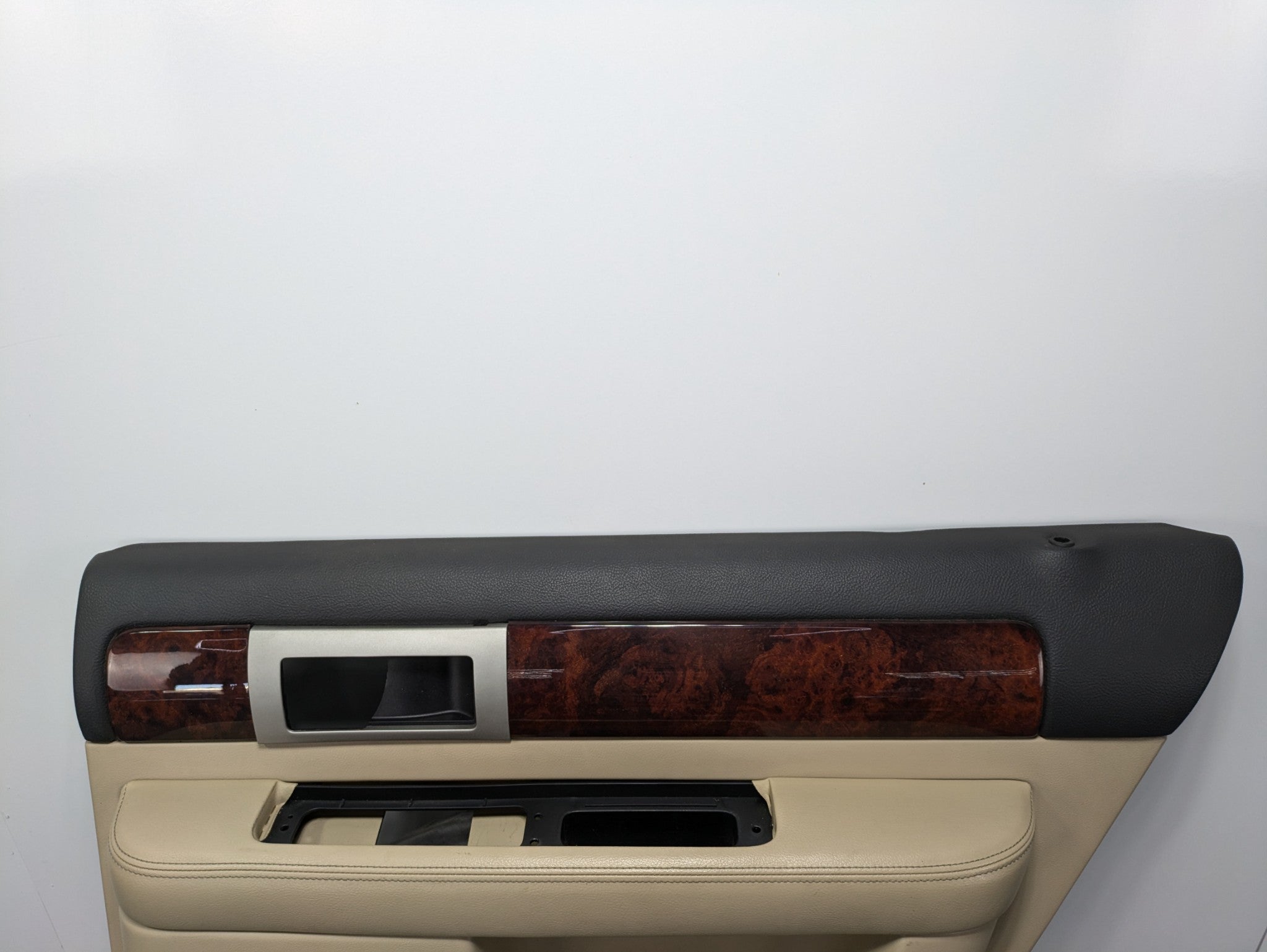 03 - 06 OEM LINCOLN NAVIGATOR REAR RIGHT PASSENGER SIDE INTERIOR DOOR TRIM PANEL