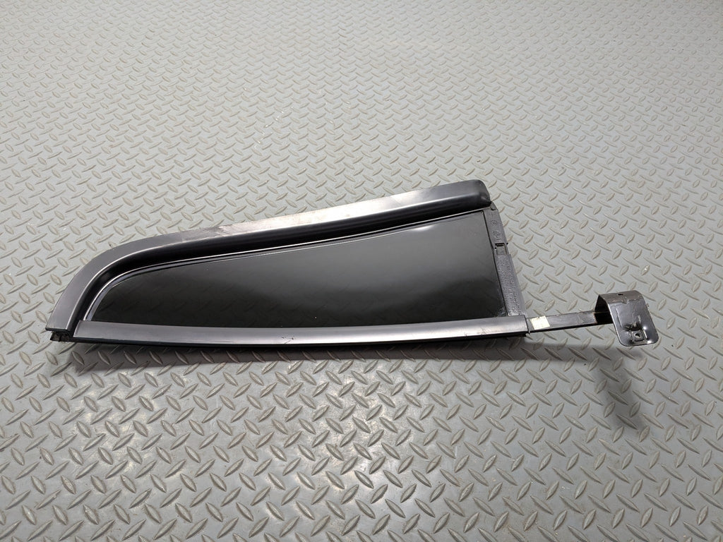 03-06 OEM LINCOLN NAVIGATOR REAR RIGHT SIDE WINDOW VENT GLASS WITH PRIVACY TINT