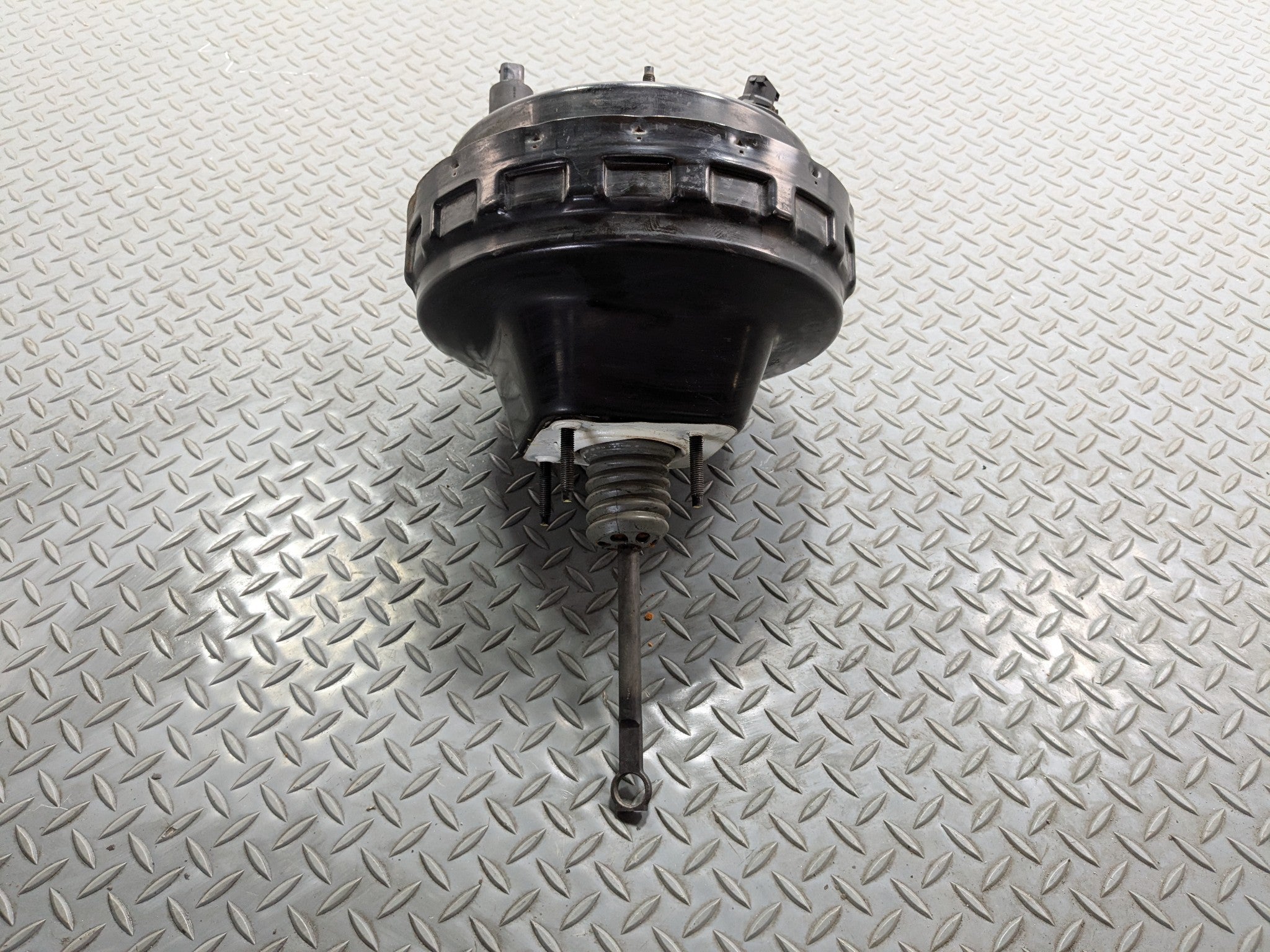 03 - 06 OEM LINCOLN NAVIGATOR POWER BRAKE BOOSTER ELECTRONIC STABILITY CONTROL