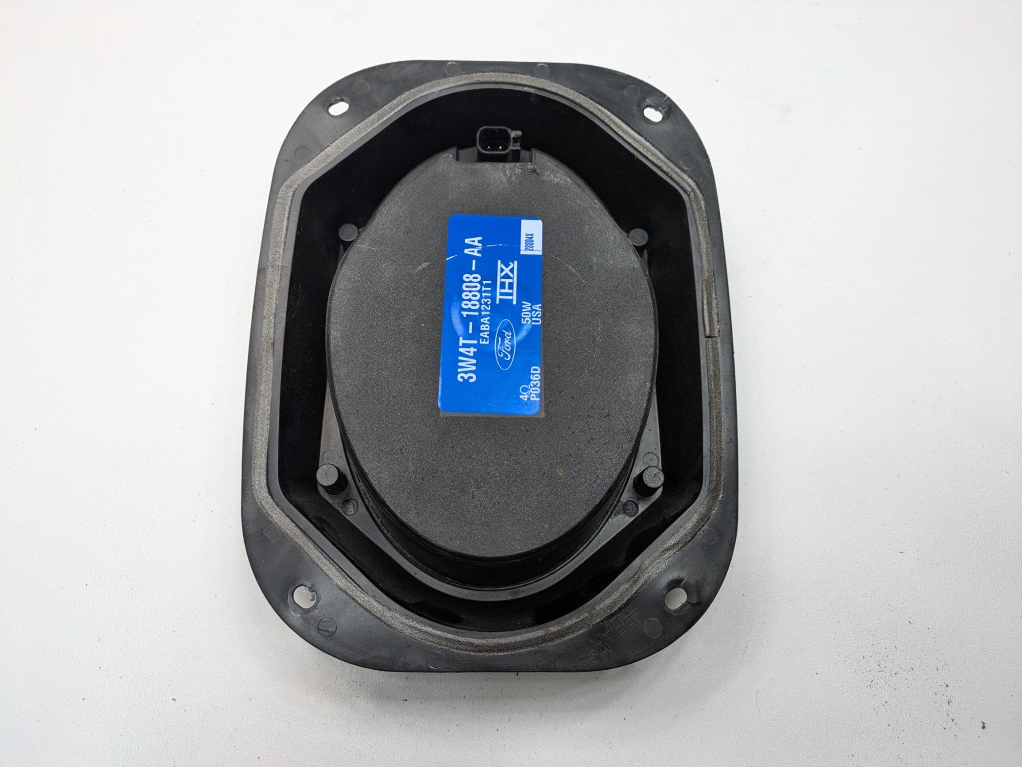 03 - 06 OEM LINCOLN NAVIGATOR FRONT AND REAR SIDE DOOR AUDIO SYSTEM SPEAKER SET