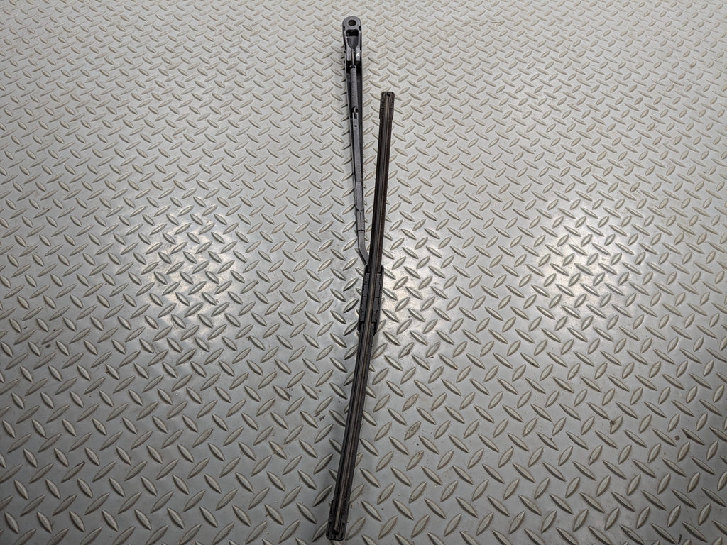03 - 06 OEM LINCOLN NAVIGATOR FRONT LEFT SIDE WINDSHIELD WIPER ARM WITH BLADE