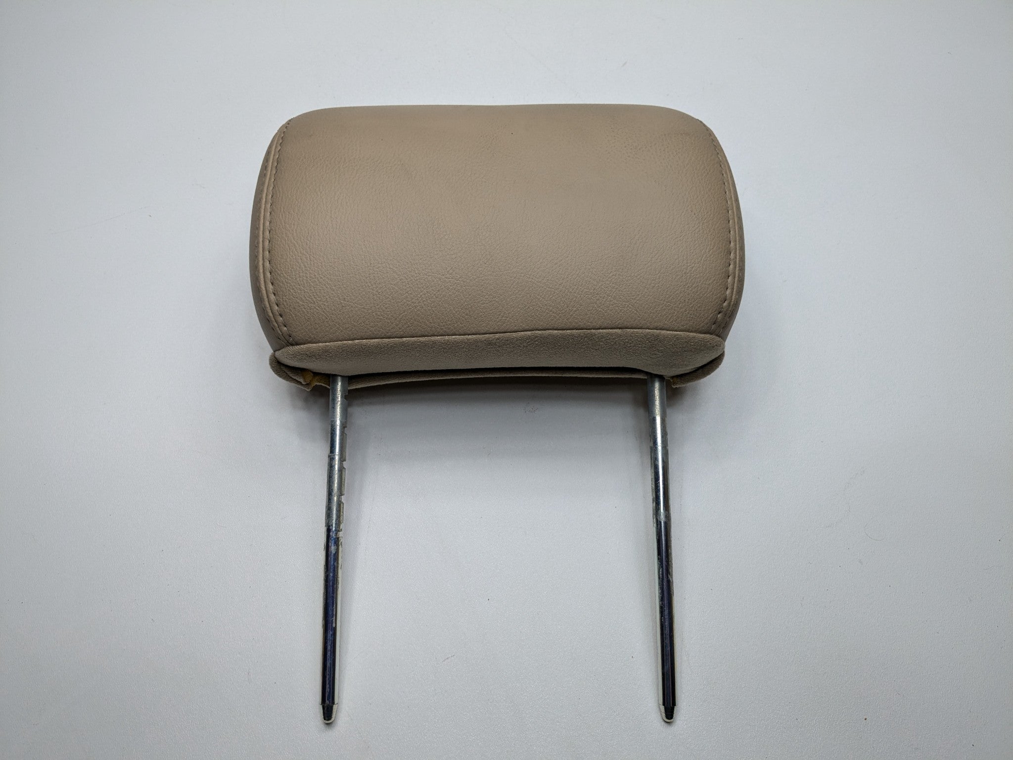 03 - 06 OEM LINCOLN NAVIGATOR REAR RIGHT SIDE SECOND ROW SEAT HEADREST LEATHER