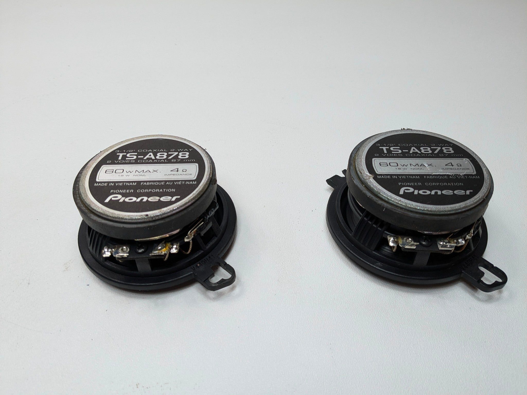 2005 - 2007 OEM JEEP GRAND CHEROKEE INTERIOR AUDIO SOUND SYSTEM SPEAKER SET OF 2