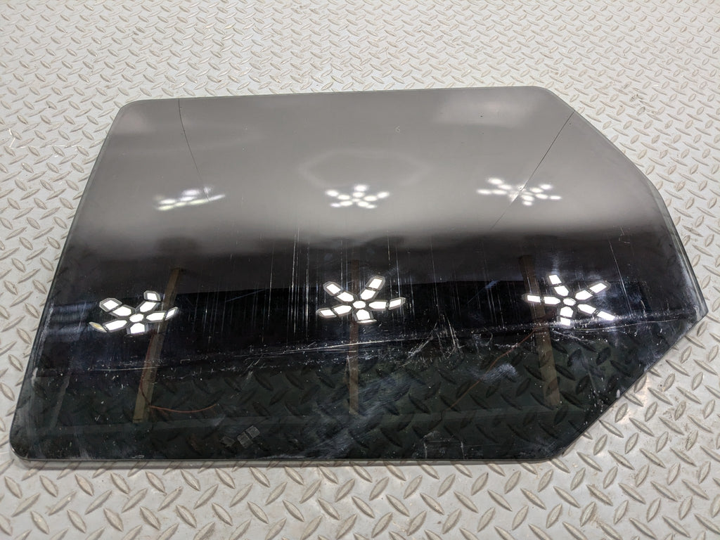 05 - 07 OEM JEEP GRAND CHEROKEE REAR LEFT DOOR WINDOW GLASS WITH PRIVACY TINT