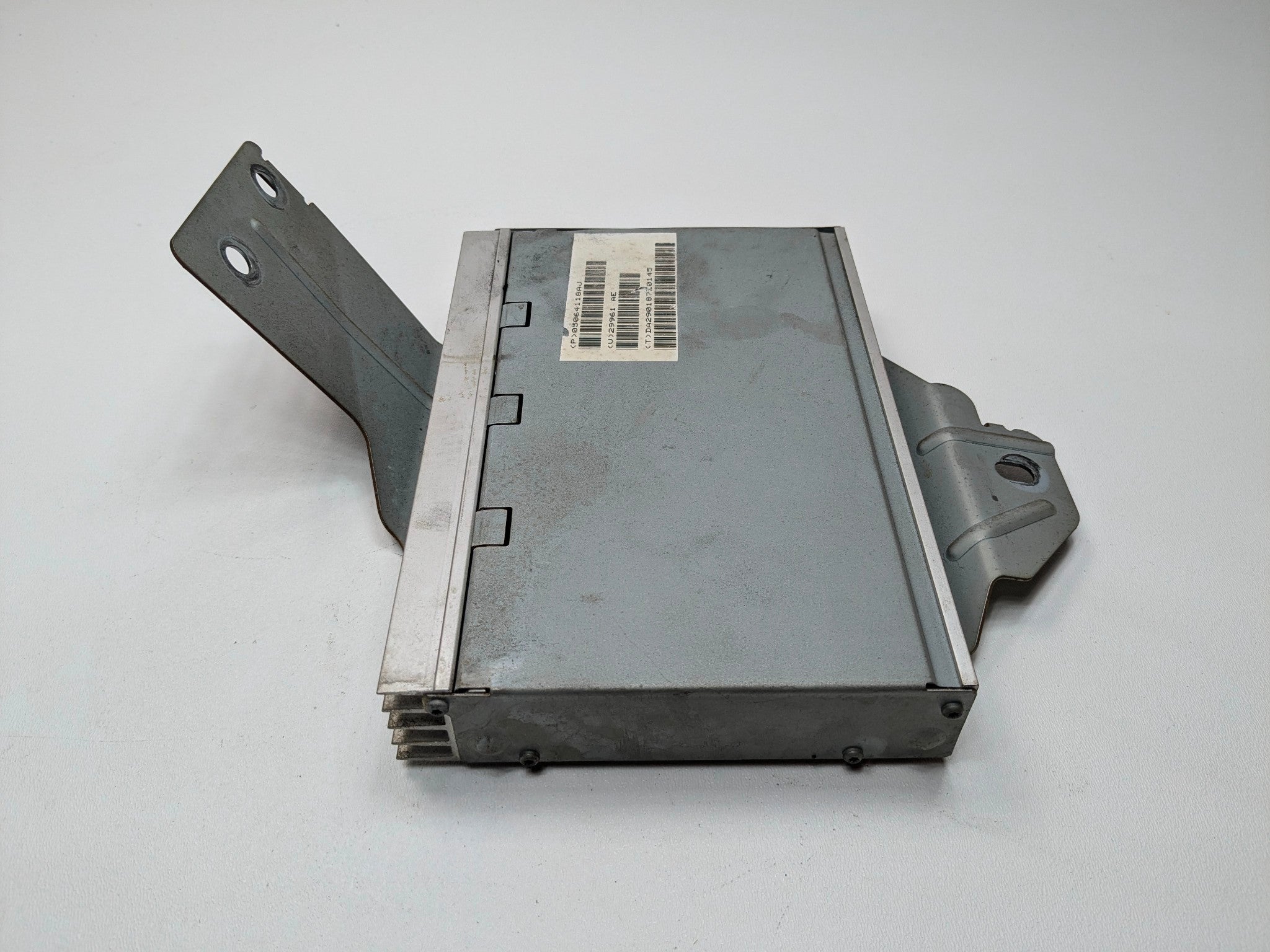 2005 - 2007 OEM JEEP GRAND CHEROKEE AUDIO RADIO AMPLIFIER CONTROL UNIT