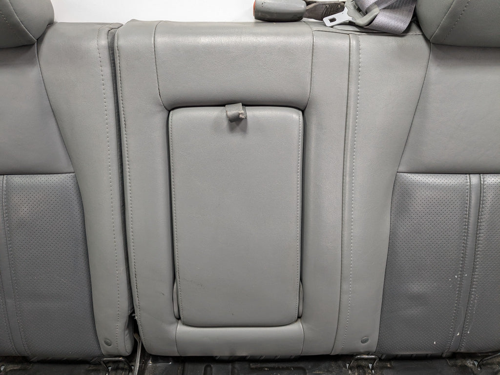 05 - 07 OEM JEEP GRAND CHEROKEE UPPER BACK SEAT CUSHION LEATHER WITH HEADREST