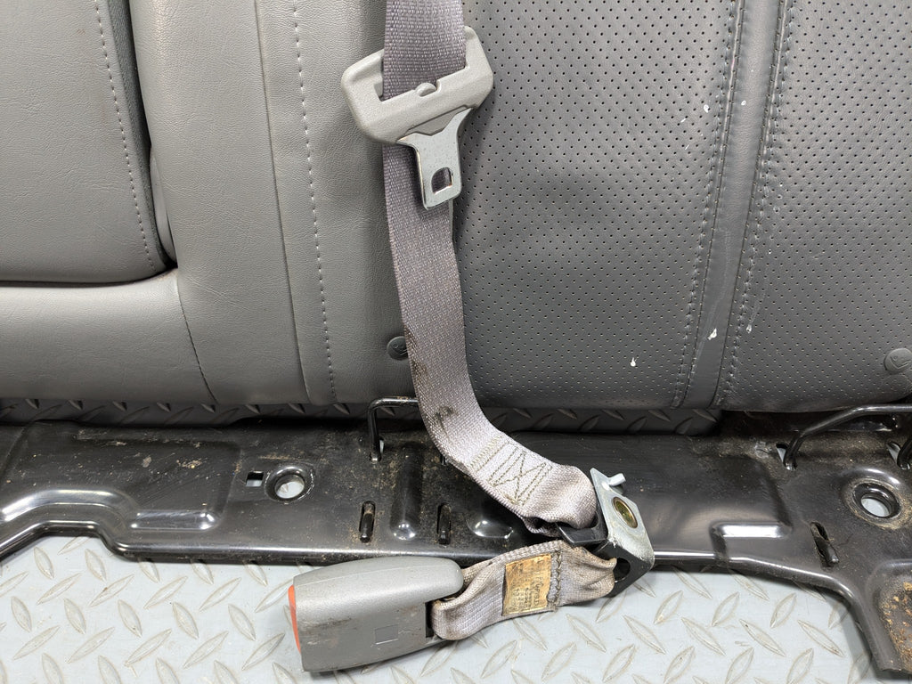 05 - 07 OEM JEEP GRAND CHEROKEE UPPER BACK SEAT CUSHION LEATHER WITH HEADREST