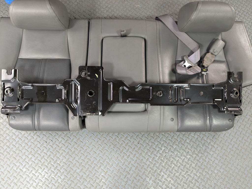 05 - 07 OEM JEEP GRAND CHEROKEE UPPER BACK SEAT CUSHION LEATHER WITH HEADREST