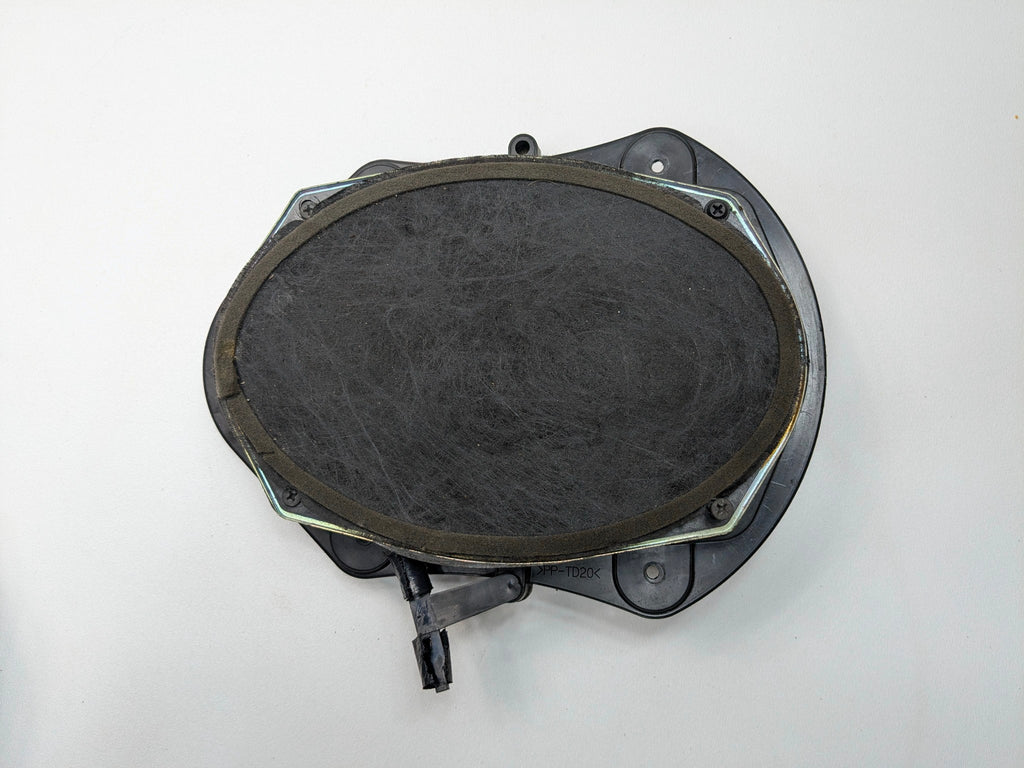05 - 07 OEM CHRYSLER 300 FRONT LEFT AND RIGHT SIDE AUDIO SOUND SYSTEM SPEAKER