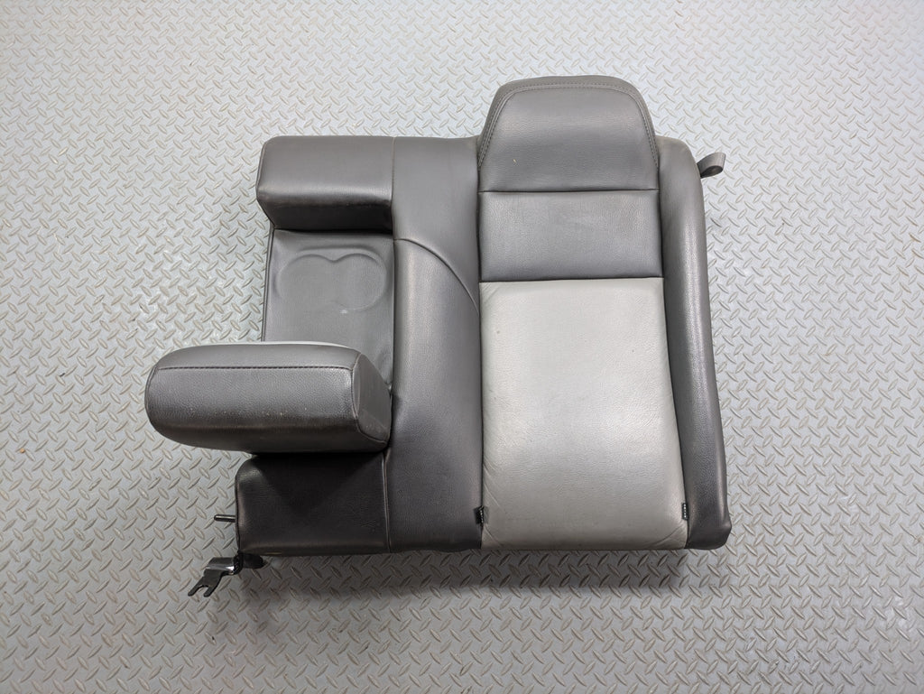 05 - 07 OEM CHRYSLER 300 REAR LEFT SIDE UPPER SEAT CUSHION WITH ARMREST BLACK