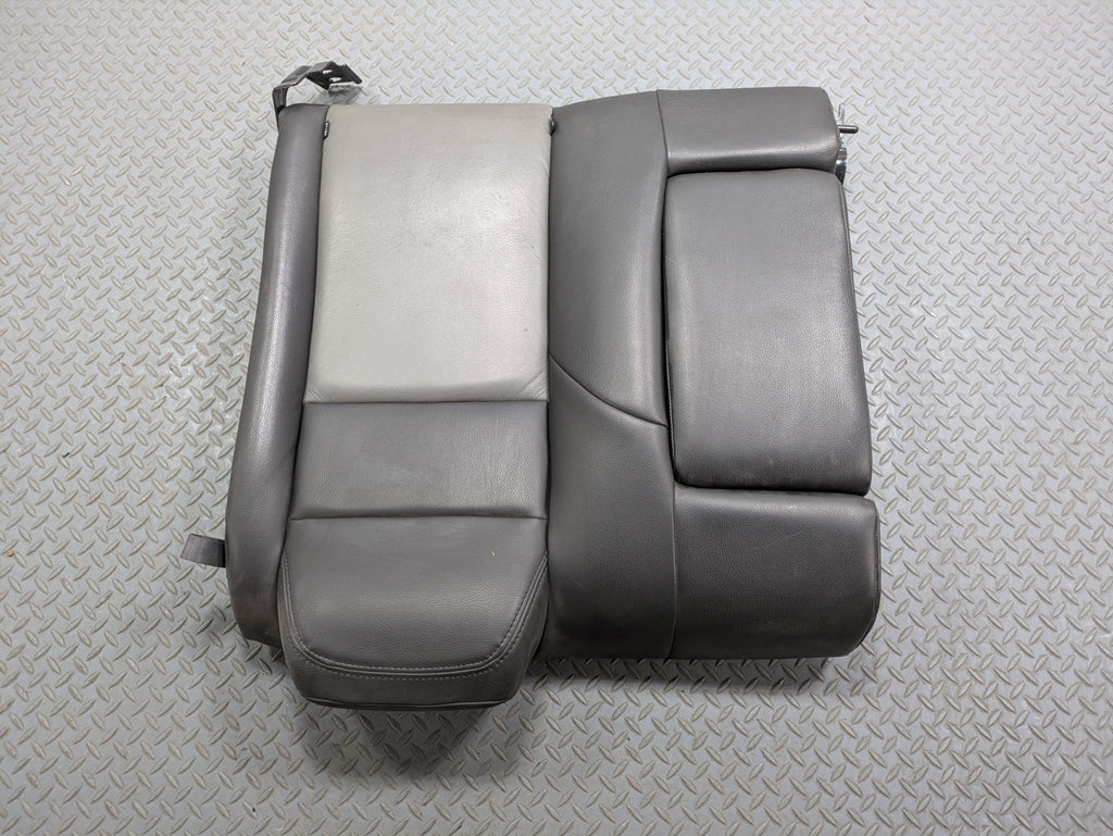 05 - 07 OEM CHRYSLER 300 REAR LEFT SIDE UPPER SEAT CUSHION WITH ARMREST BLACK