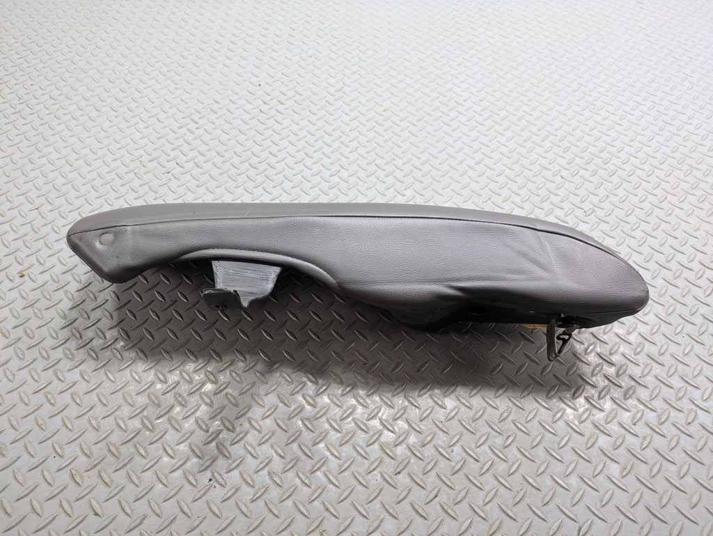 05 - 07 OEM CHRYSLER 300 REAR RIGHT SIDE SECOND ROW SEAT BOLSTER CUSION BLACK