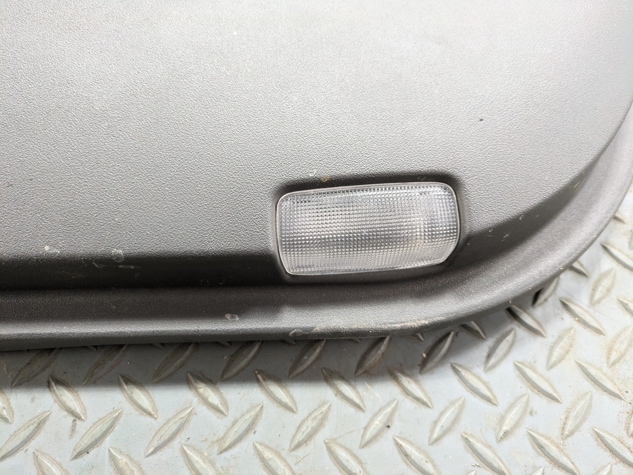 06 - 09 OEM TOYOTA PRIUS FRONT RIGHT PASSENGER SIDE DOOR TRIM PANEL SMOKEY GREY