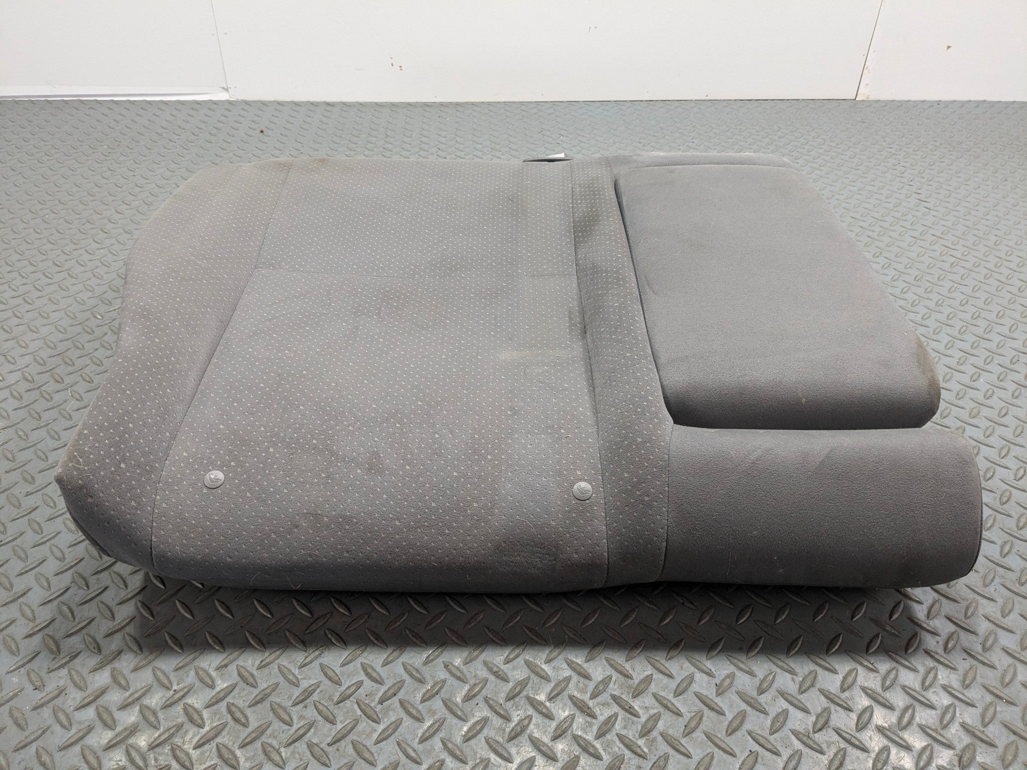 06 - 09 OEM TOYOTA PRIUS REAR RIGHT PASSENGER SIDE UPPER BACK SEAT WITH ARMREST