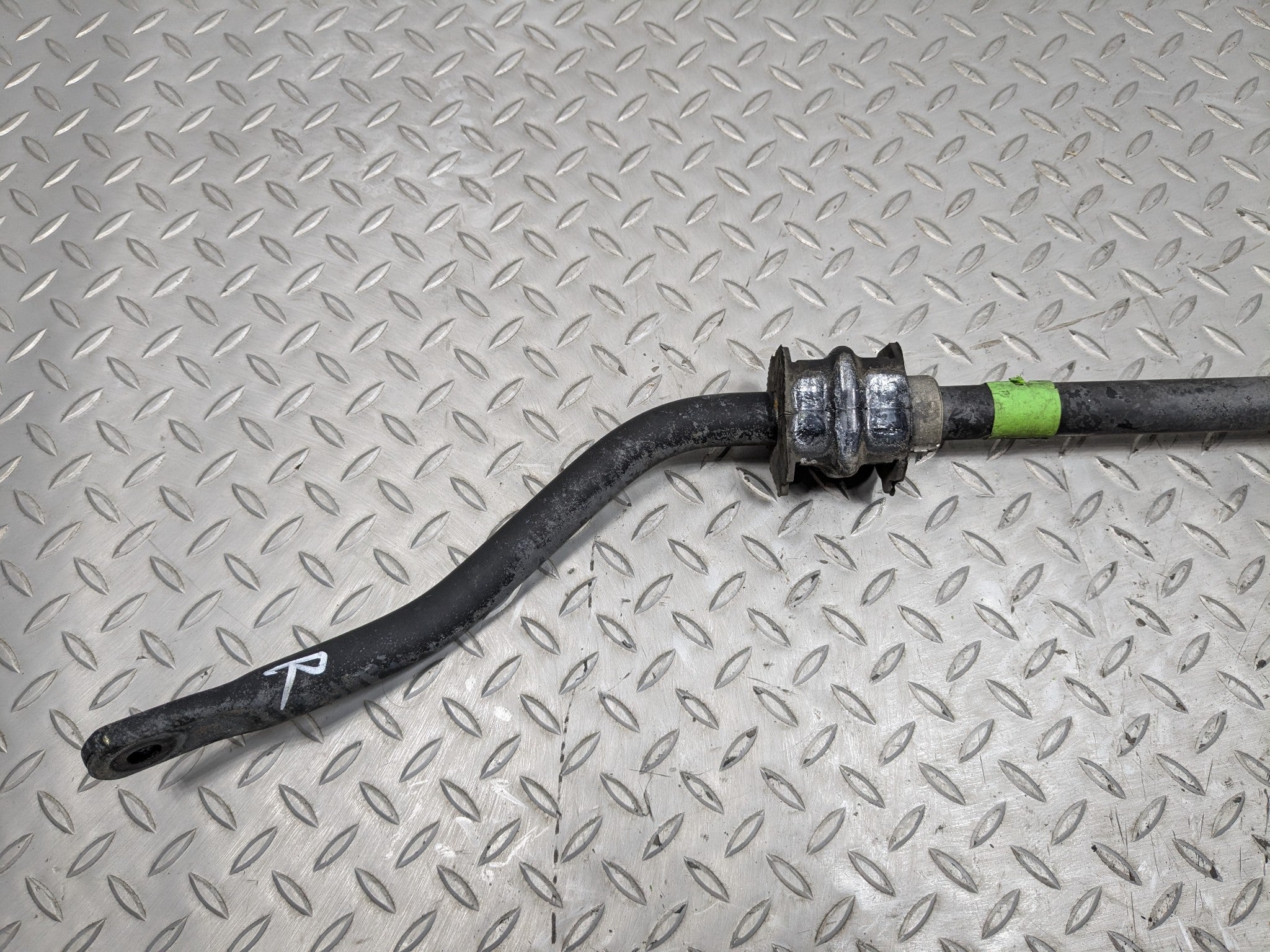 2009 - 2011 OEM NISSAN MAXIMA REAR SUSPENSION ANTI ROLL STABILIZER SWAY BAR