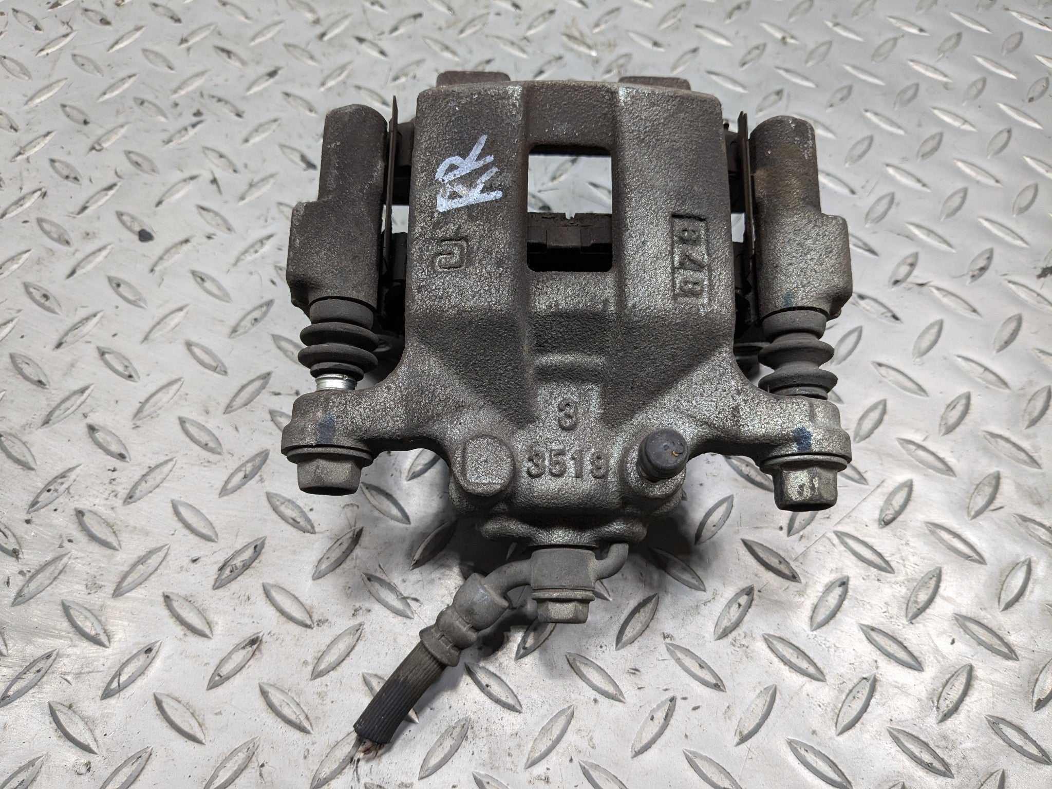 2009 - 2011 OEM NISSAN MAXIMA REAR RIGHT PASSENGER SIDE BRAKE CALIPER ASSEMBLY