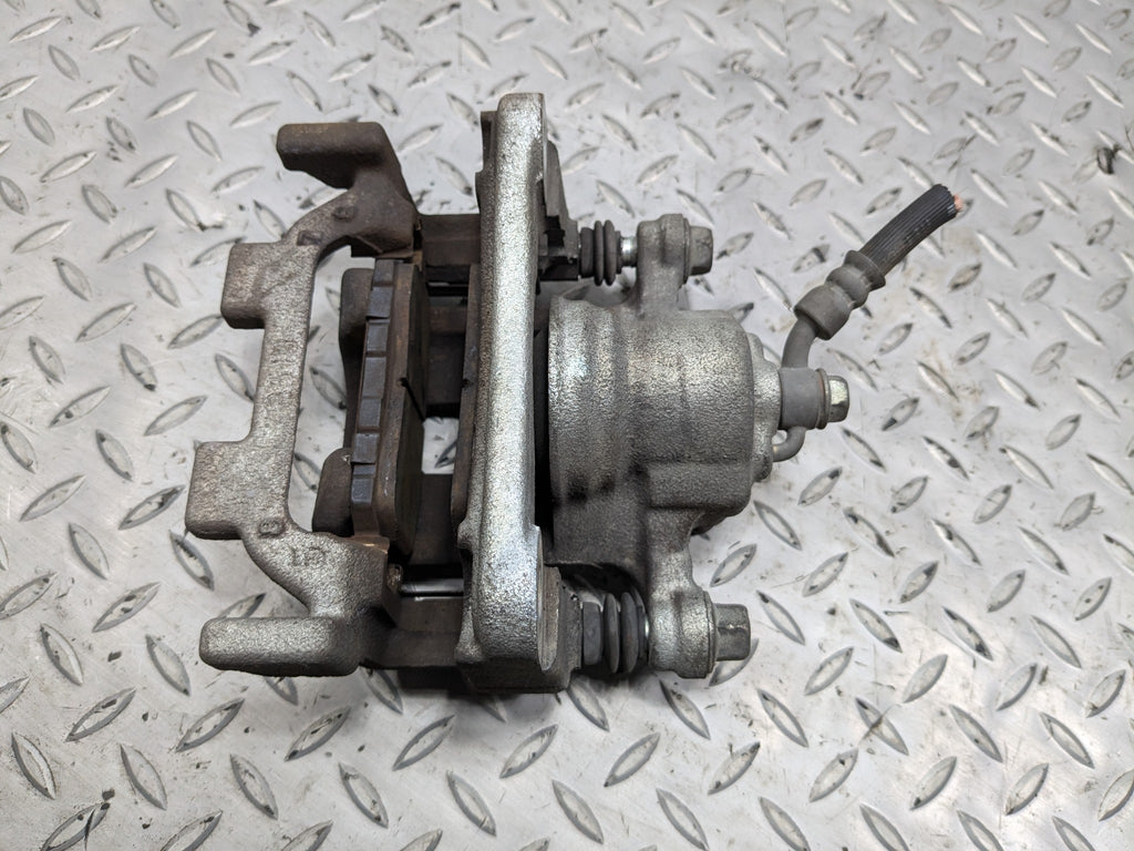 2009 - 2011 OEM NISSAN MAXIMA REAR RIGHT PASSENGER SIDE BRAKE CALIPER ASSEMBLY