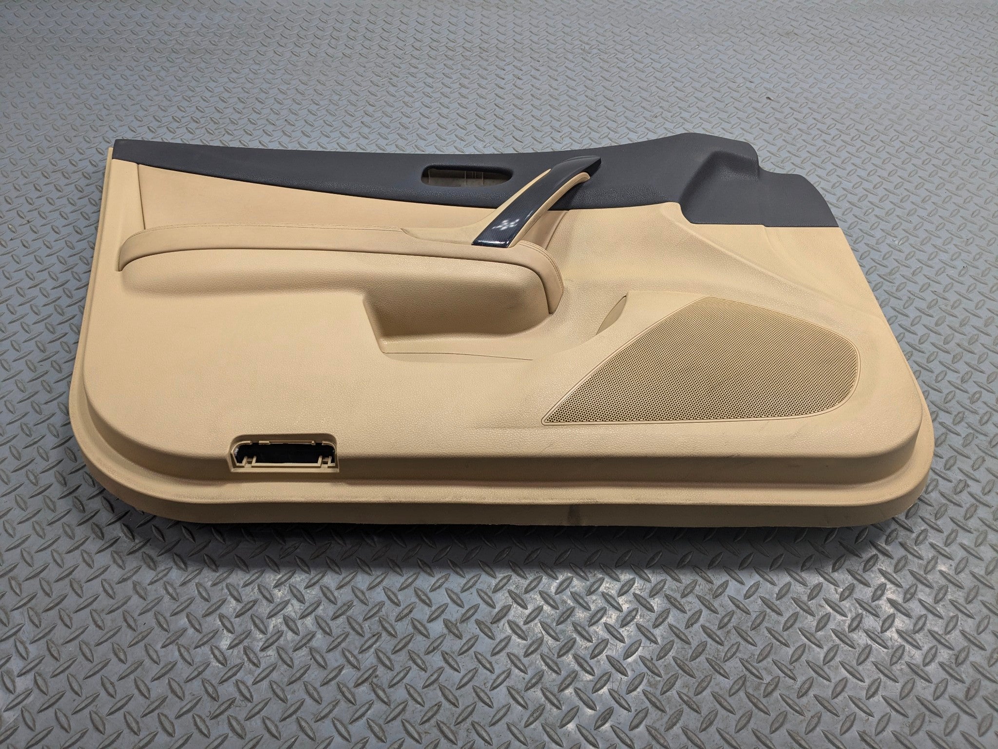 2009 - 2011 OEM NISSAN MAXIMA FRONT LEFT DRIVER SIDE INTERIOR DOOR TRIM PANEL
