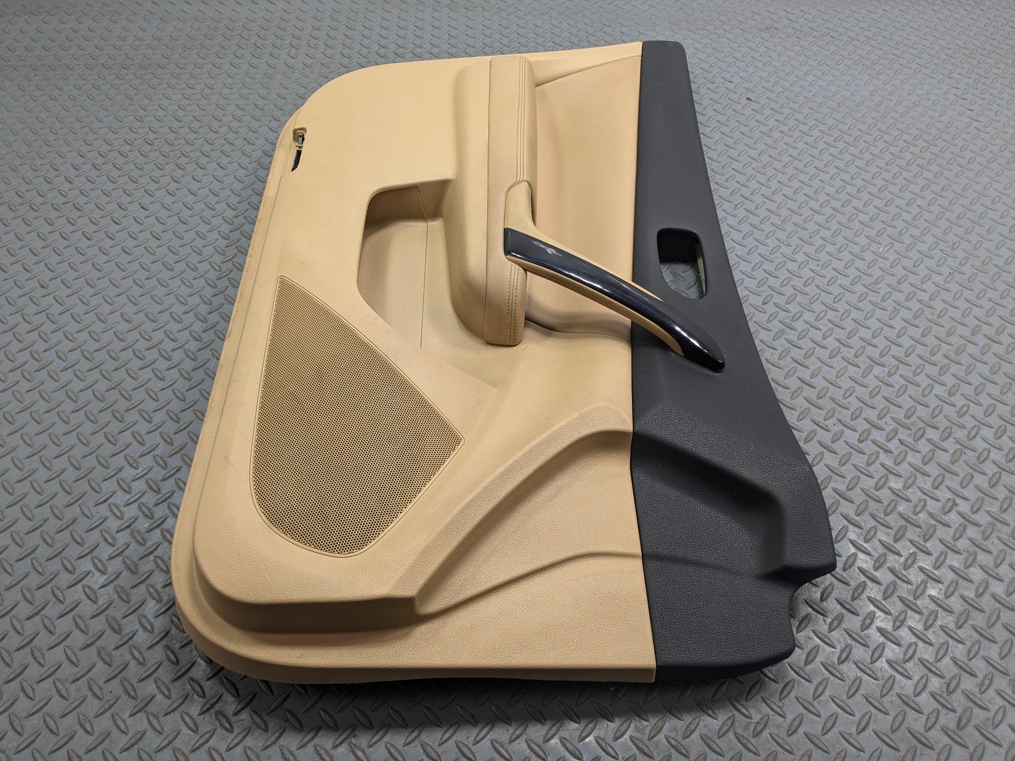 2009 - 2011 OEM NISSAN MAXIMA FRONT LEFT DRIVER SIDE INTERIOR DOOR TRIM PANEL