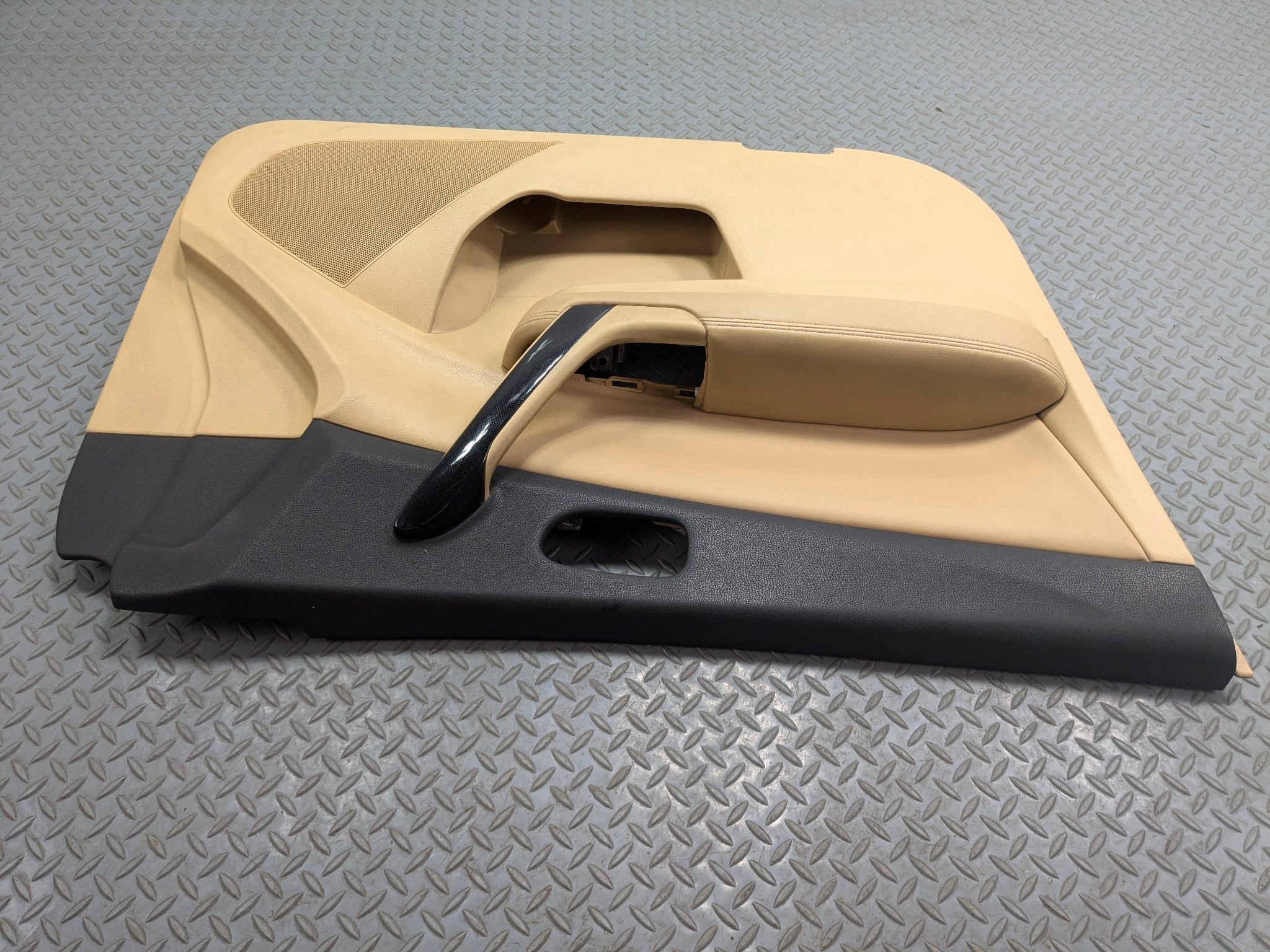 2009 - 2011 OEM NISSAN MAXIMA FRONT LEFT DRIVER SIDE INTERIOR DOOR TRIM PANEL