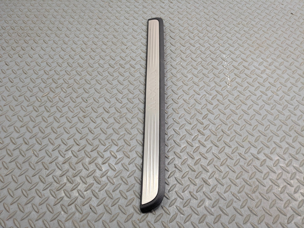 2009 - 2011 OEM NISSAN MAXIMA FRONT RIGHT PASSENGER SIDE DOOR SILL PLATE TRIM
