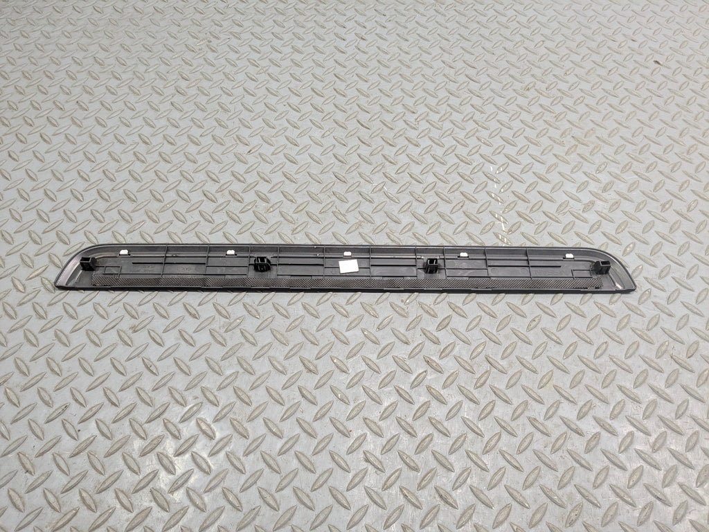 2009 - 2011 OEM NISSAN MAXIMA FRONT RIGHT PASSENGER SIDE DOOR SILL PLATE TRIM
