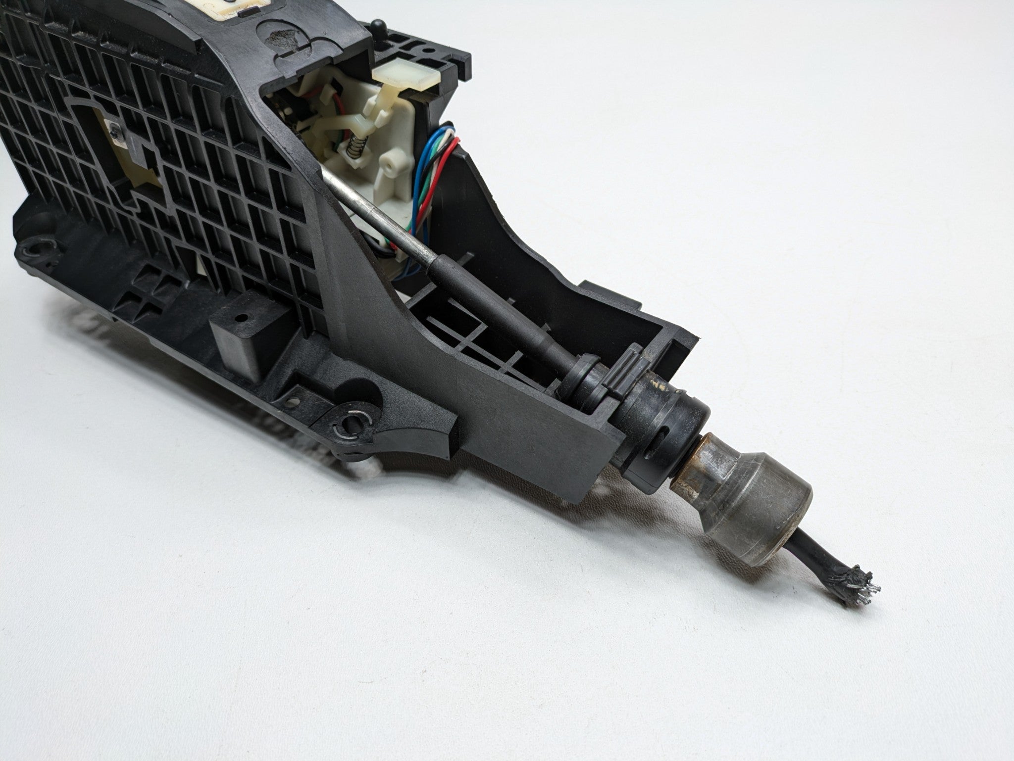 2009 - 2011 OEM NISSAN MAXIMA AUTOMATIC TRANSMISSION GEAR FLOOR SHIFTER LEVER