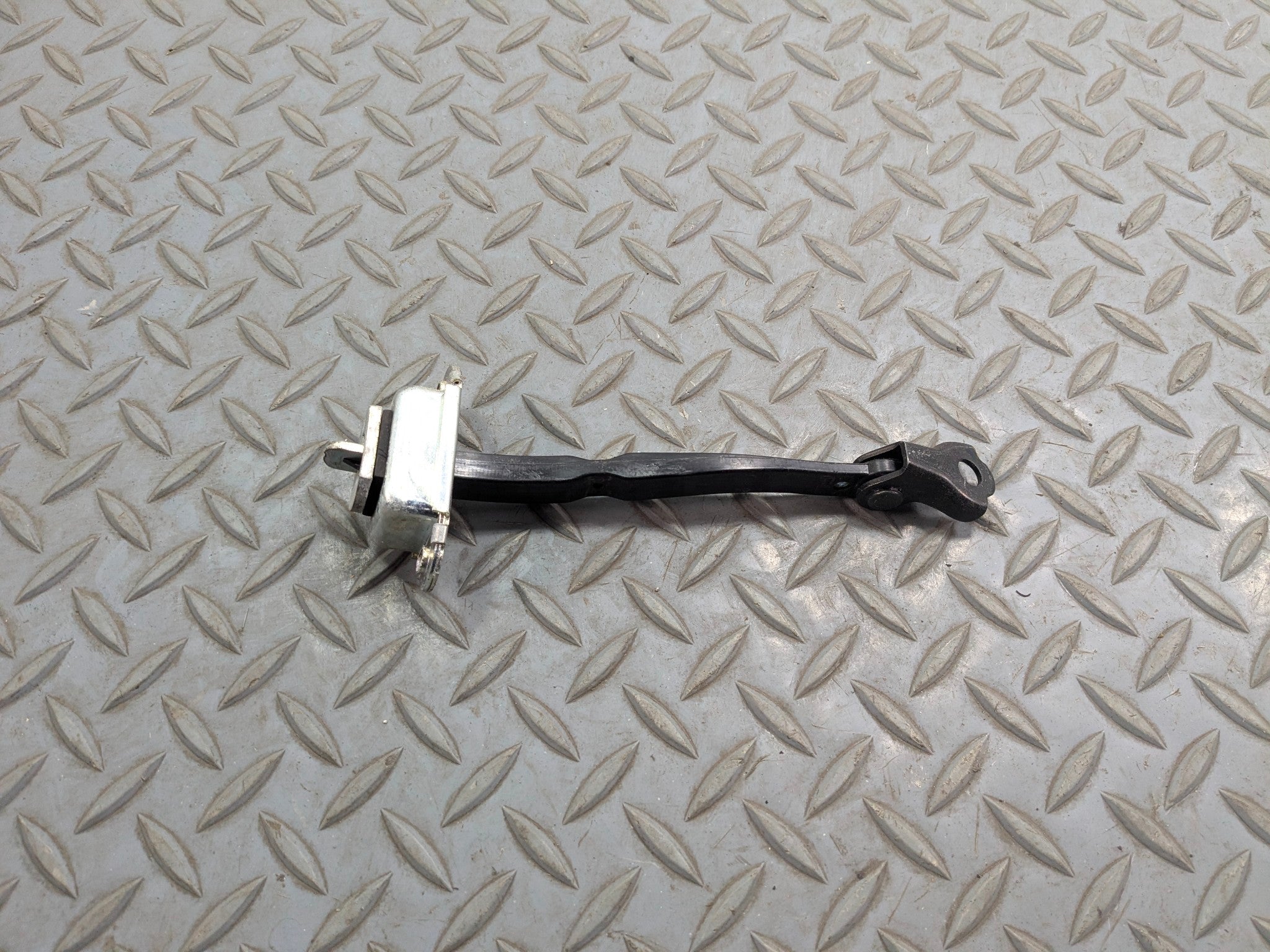 2009 - 2011 OEM NISSAN MAXIMA FRONT RIGHT PASSENGER SIDE DOOR CHECK STOPPER