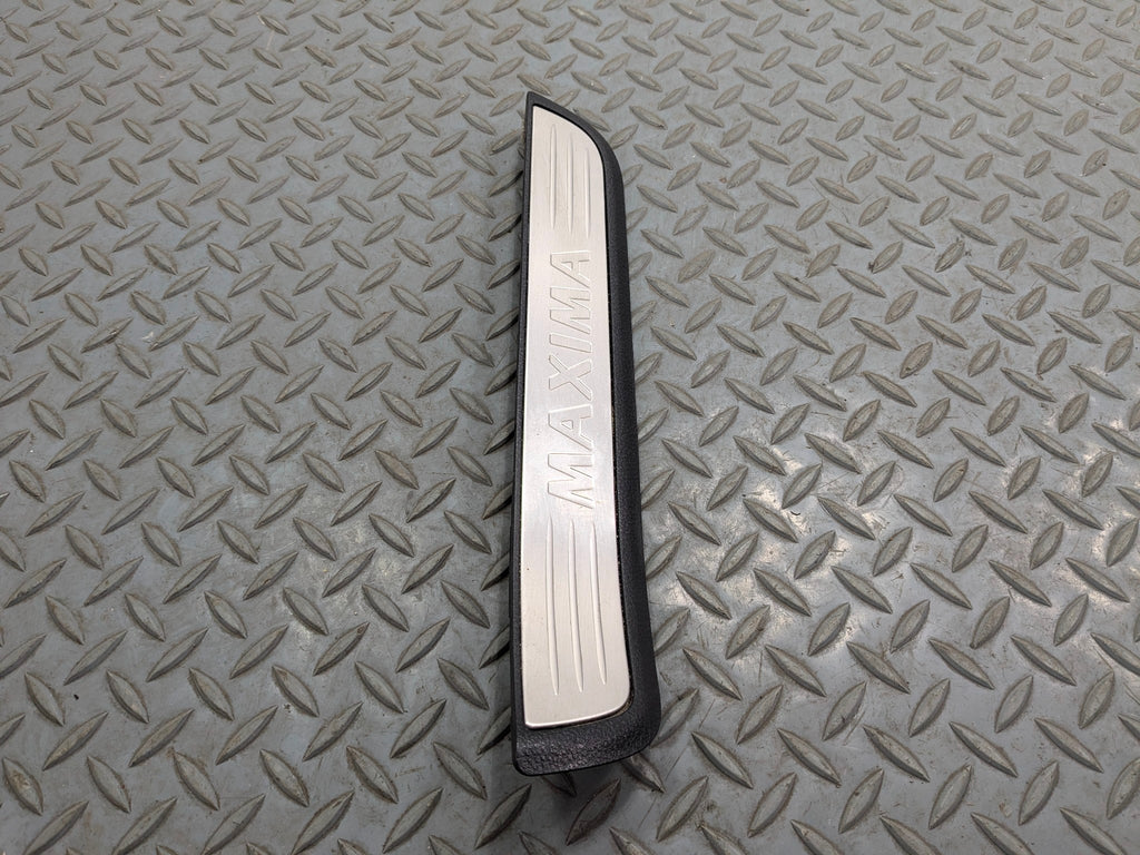 2009 - 2011 OEM NISSAN MAXIMA REAR RIGHT PASSENGER SIDE DOOR SILL PLATE TRIM