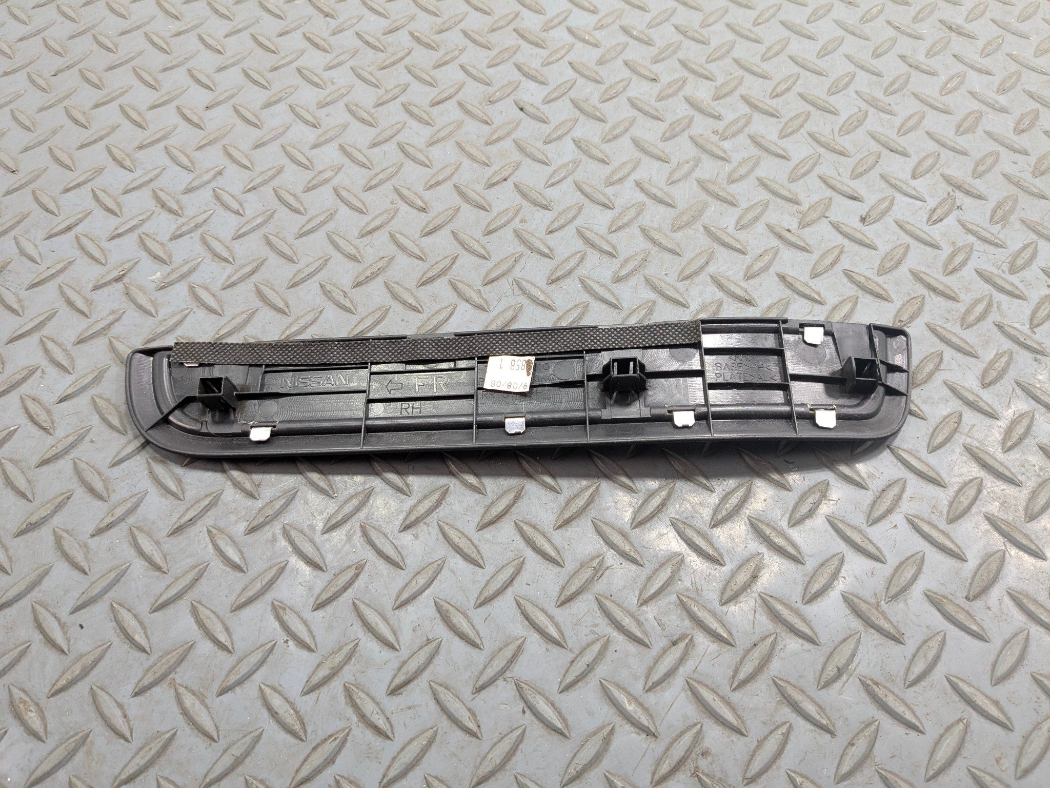 2009 - 2011 OEM NISSAN MAXIMA REAR RIGHT PASSENGER SIDE DOOR SILL PLATE TRIM