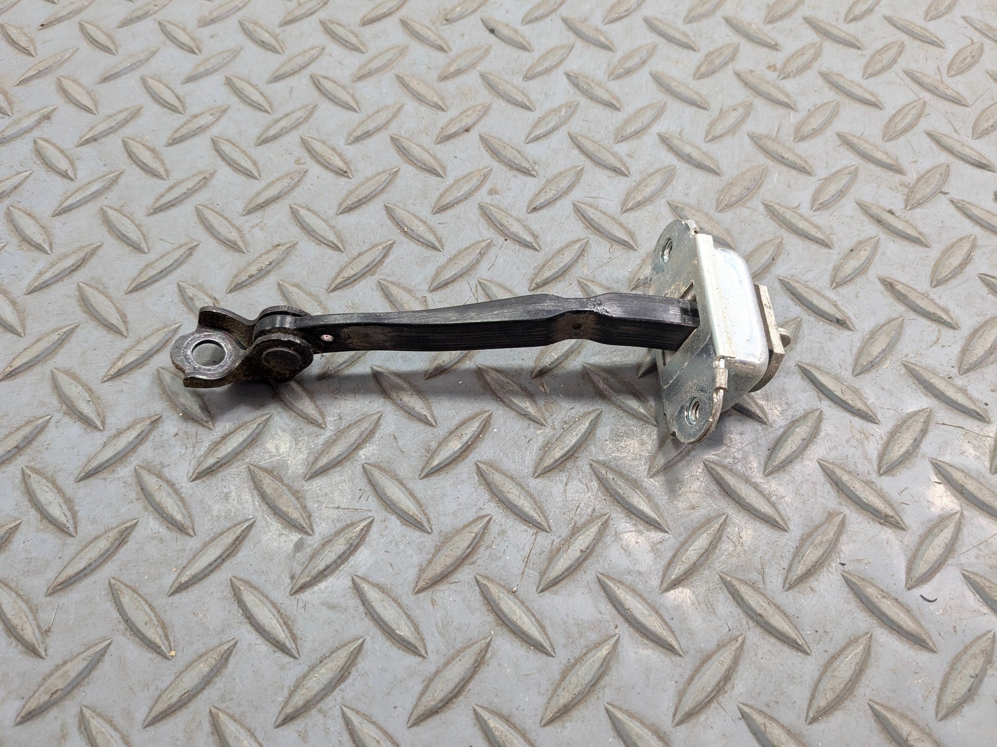 2009 - 2011 OEM NISSAN MAXIMA REAR LEFT DRIVER SIDE DOOR CHECK STOPPER