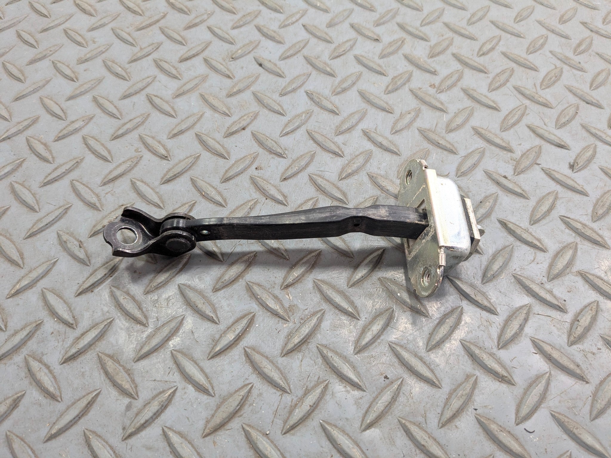 2009 - 2011 OEM NISSAN MAXIMA REAR RIGHT PASSENGER SIDE DOOR CHECK STOPPER