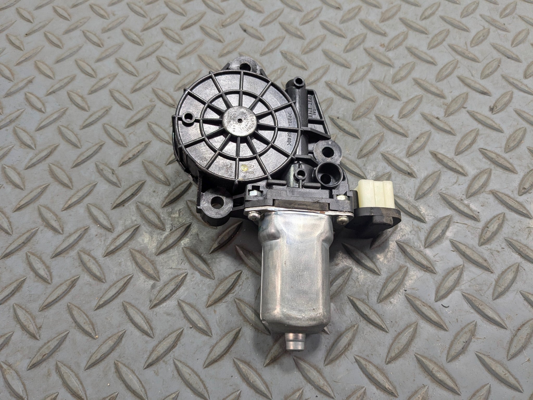 2009 - 2011 OEM NISSAN MAXIMA FRONT RIGHT PASSENGER SIDE POWER WINDOW MOTOR