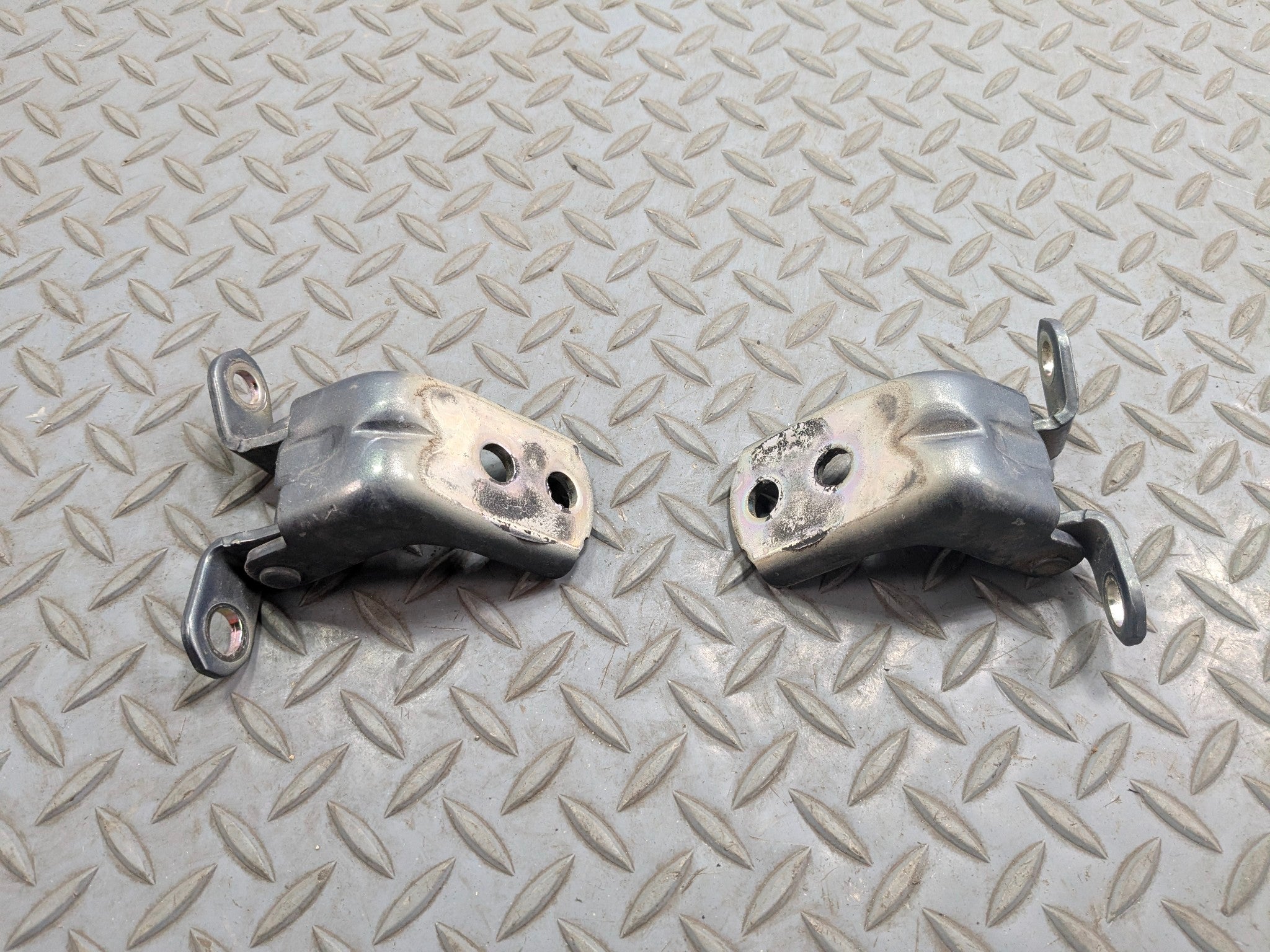 2009 - 2011 OEM NISSAN MAXIMA FRONT LEFT DRIVER SIDE UPPER LOWER DOOR HINGE SET
