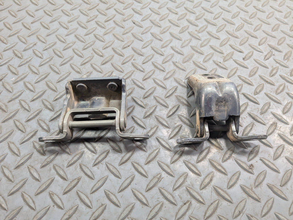2009 - 2011 OEM NISSAN MAXIMA REAR LEFT DRIVER SIDE UPPER LOWER DOOR HINGE SET
