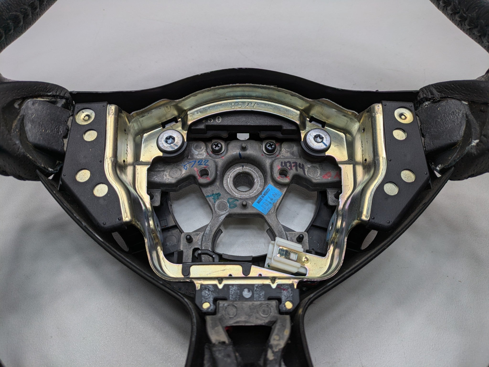 2009 - 2011 OEM NISSAN MAXIMA FRONT LEFT DRIVER SIDE STEERING WHEEL ASSEMBLY