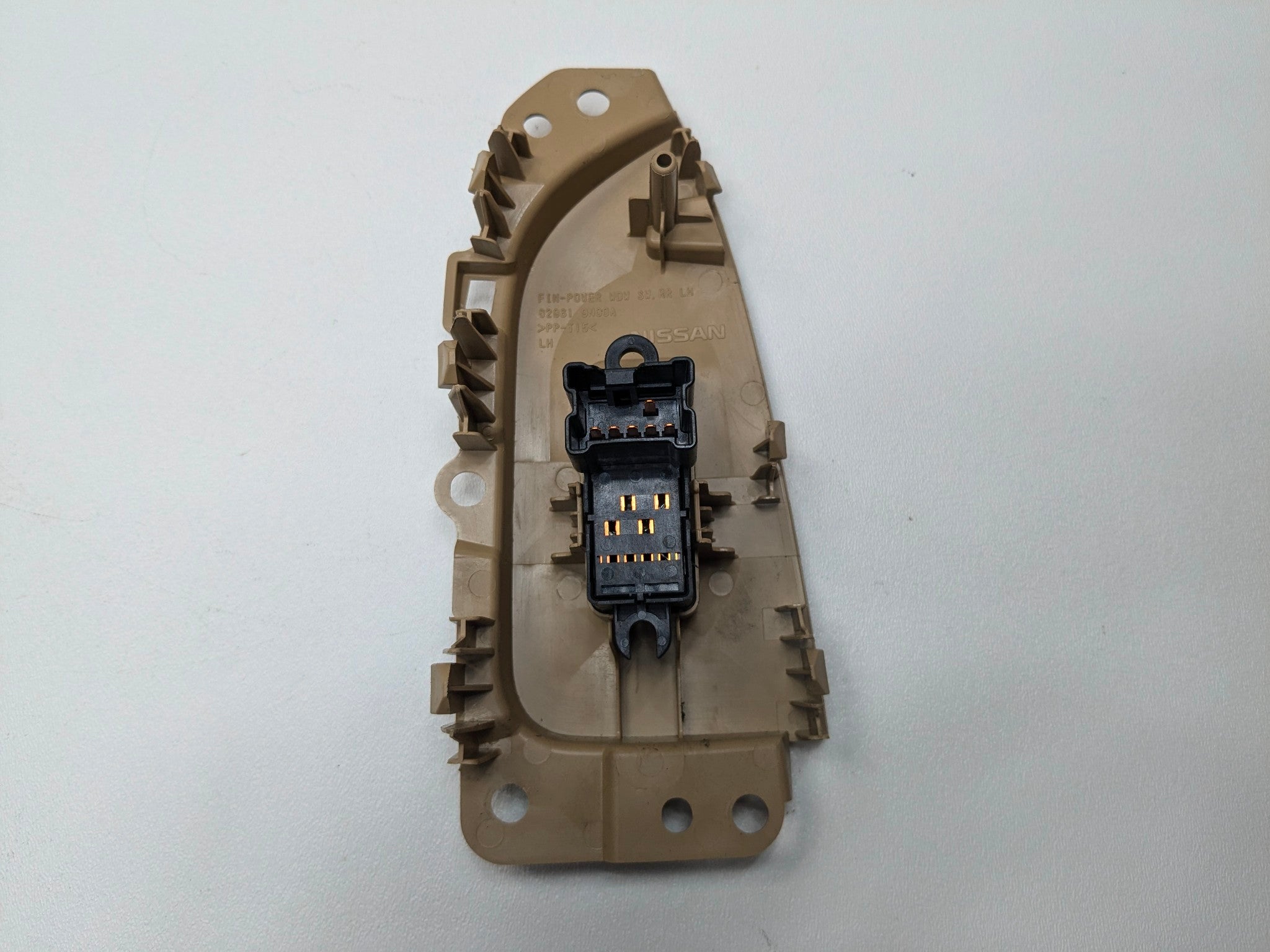 2009 - 2011 OEM NISSAN MAXIMA REAR LEFT DRIVER SIDE DOOR SWITCH ASSEMBLY