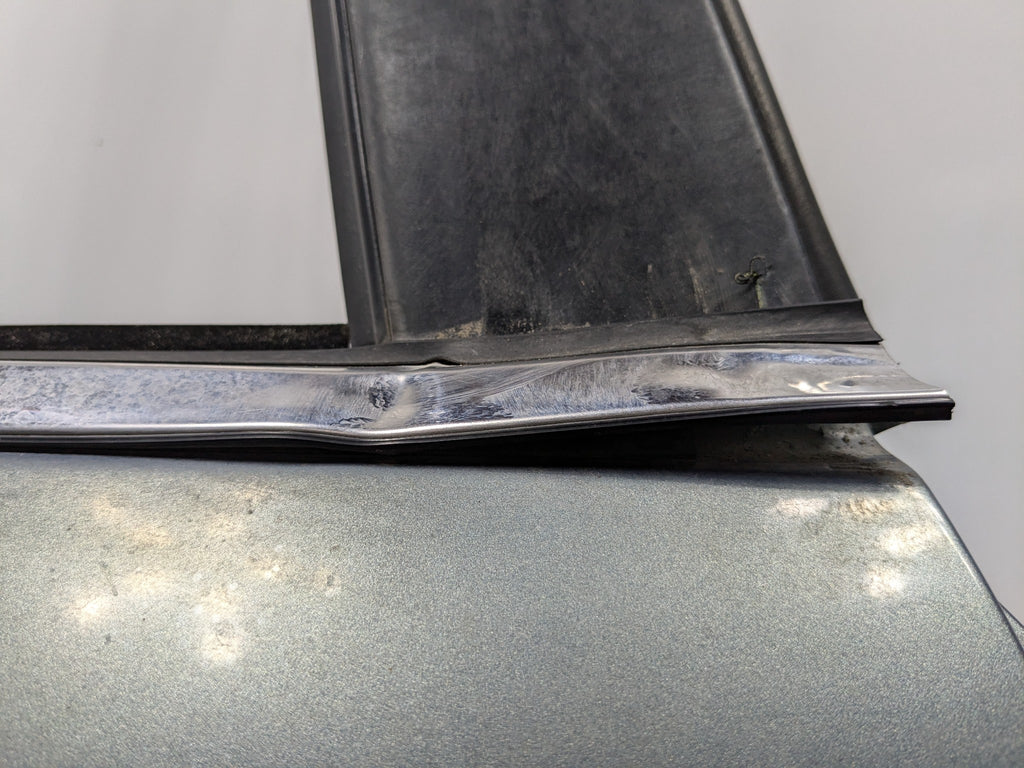 2009 - 2011 OEM NISSAN MAXIMA REAR RIGHT SIDE DOOR SHELL PANEL METALLIC GRAY