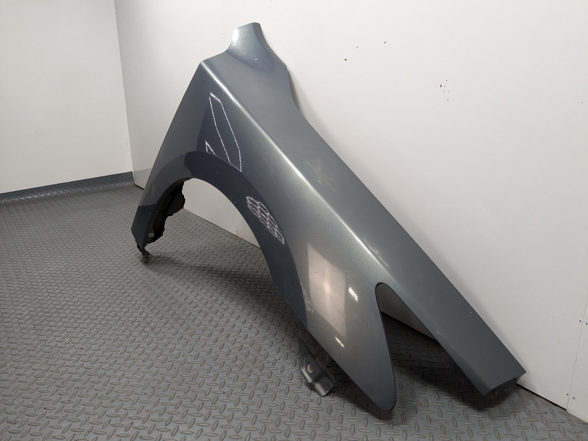 2009 - 2011 OEM NISSAN MAXIMA FRONT RIGHT PASSENGER SIDE FENDER COVER PANEL