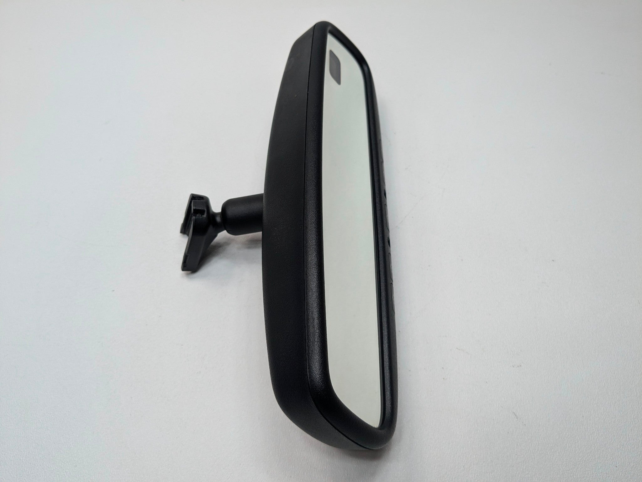 2009 - 2011 OEM NISSAN MAXIMA UPPER ROOF REAR VIEW MIRROR WITH AUTO DIMMING