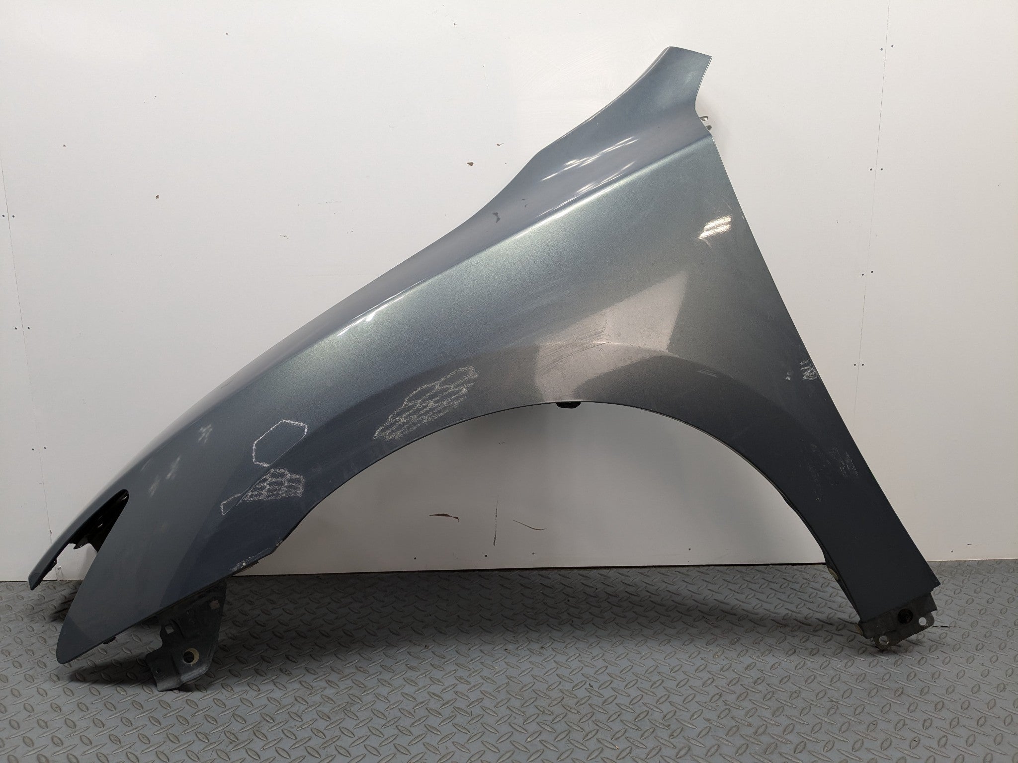 2009 - 2011 OEM NISSAN MAXIMA FRONT LEFT DRIVER SIDE FENDER COVER PANEL