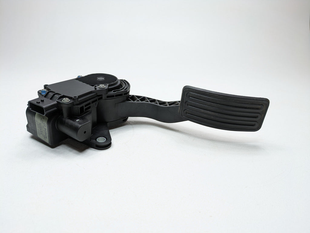 2009 - 2011 OEM NISSAN MAXIMA ACCELERATOR GAS THROTTLE PEDAL SENSOR UNIT BLACK