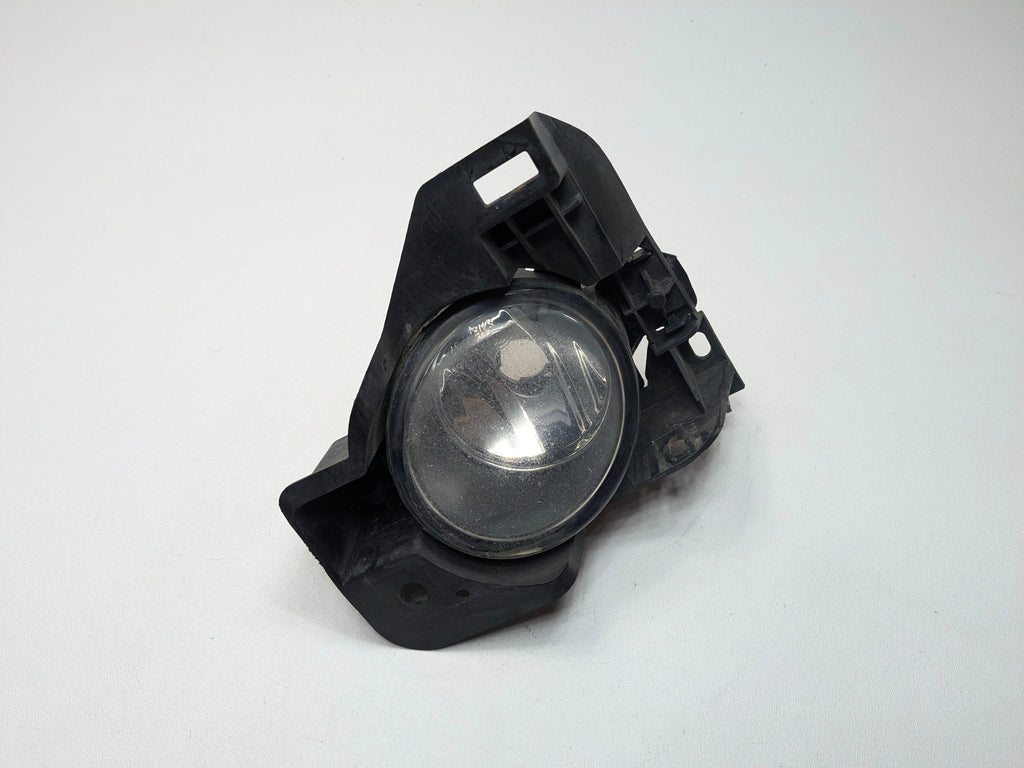 09 - 11 OEM NISSAN MAXIMA FRONT RIGHT PASSENGER SIDE BUMPER MOUNTED FOG LIGHT
