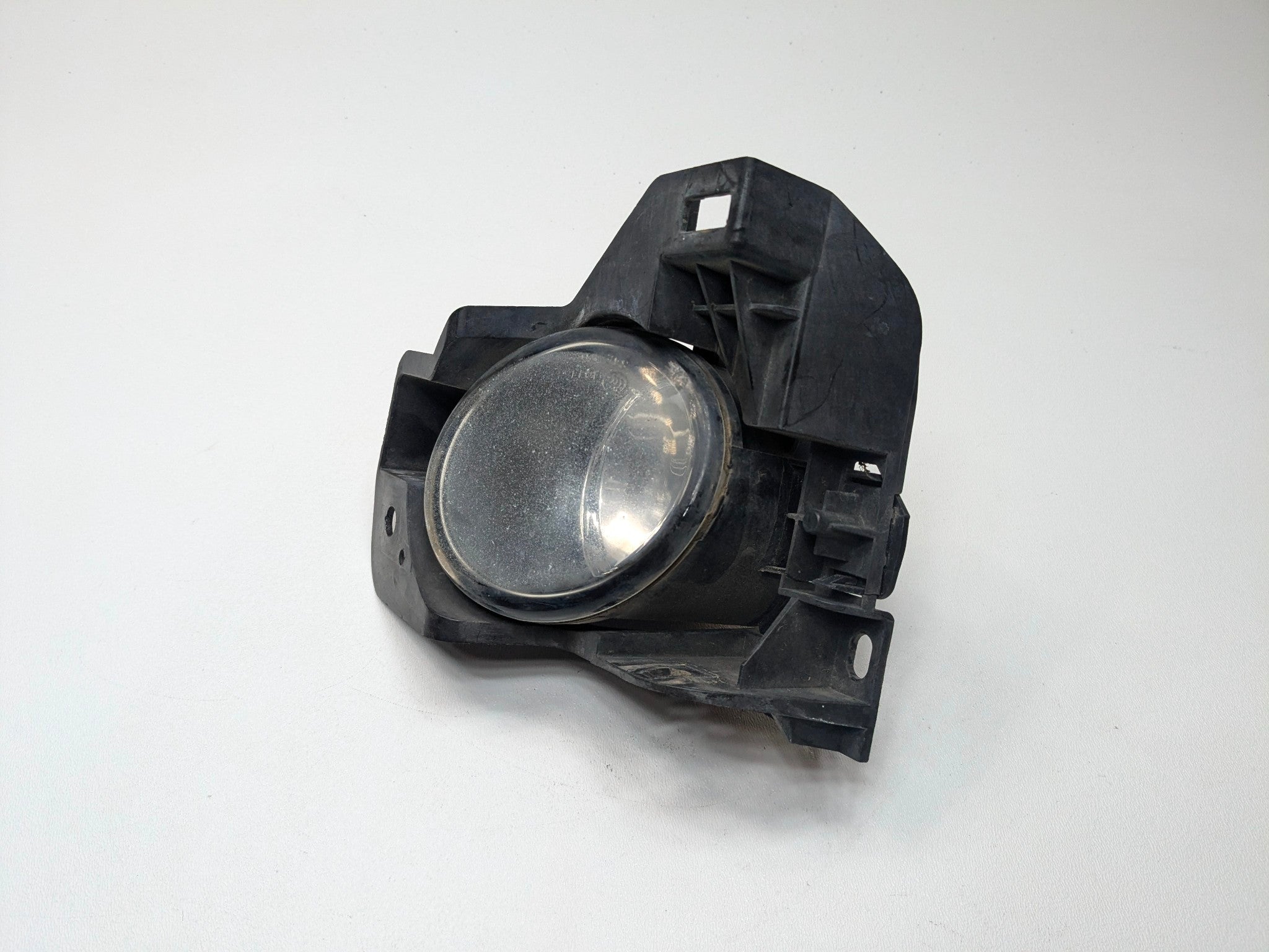 09 - 11 OEM NISSAN MAXIMA FRONT RIGHT PASSENGER SIDE BUMPER MOUNTED FOG LIGHT