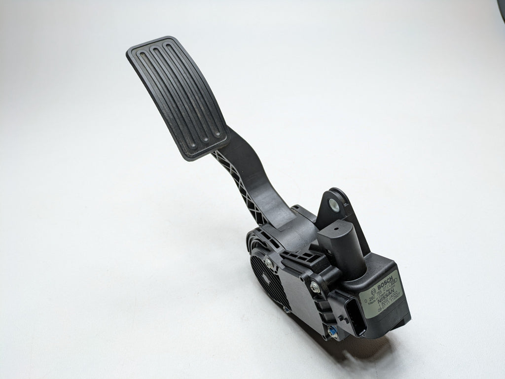 2009 - 2011 OEM NISSAN MAXIMA ACCELERATOR GAS THROTTLE PEDAL SENSOR UNIT BLACK