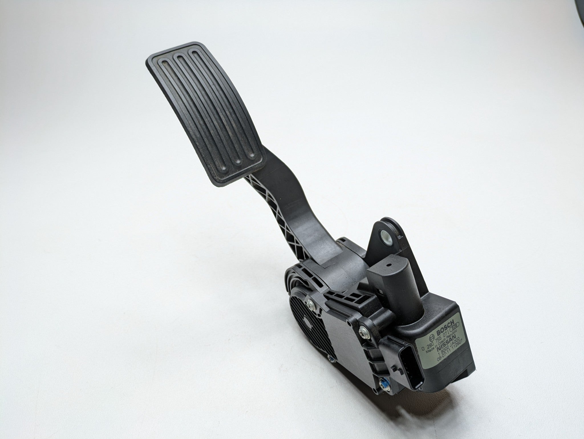 2009 - 2011 OEM NISSAN MAXIMA ACCELERATOR GAS THROTTLE PEDAL SENSOR UNIT BLACK